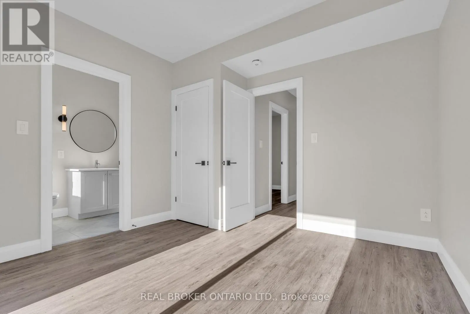 A - 404 ARLINGTON AVENUE
