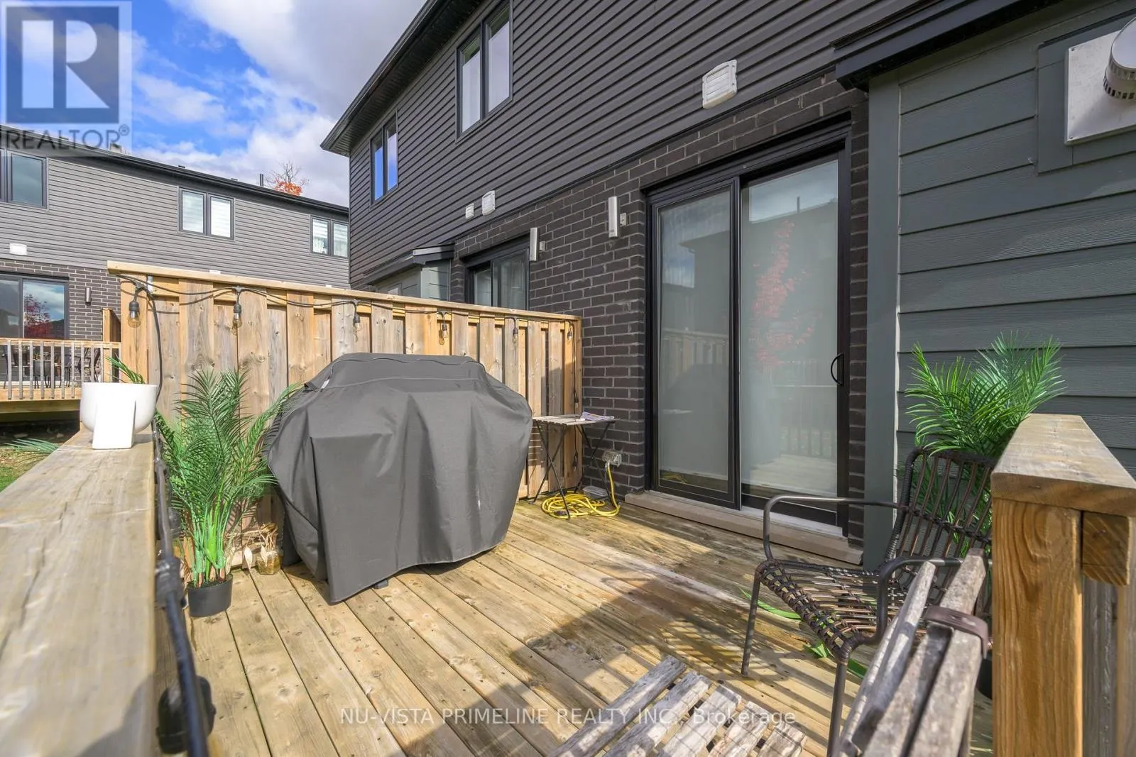 16 - 499 SOPHIA CRESCENT N, #16