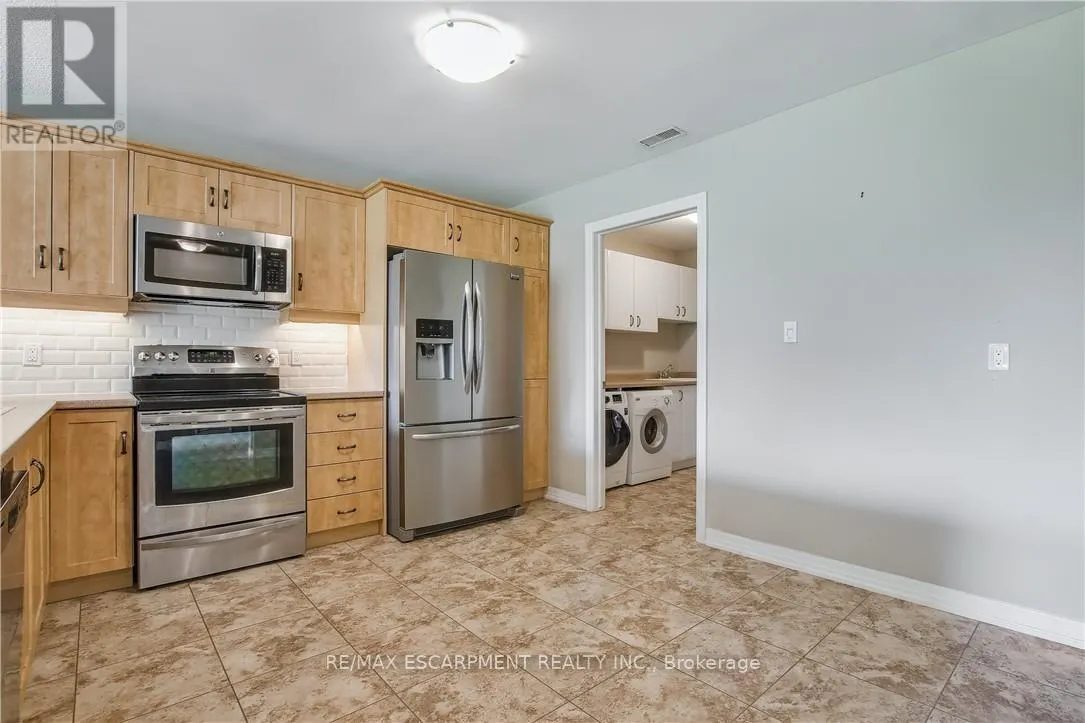 5 ARCHDEACON CLARK TRAIL