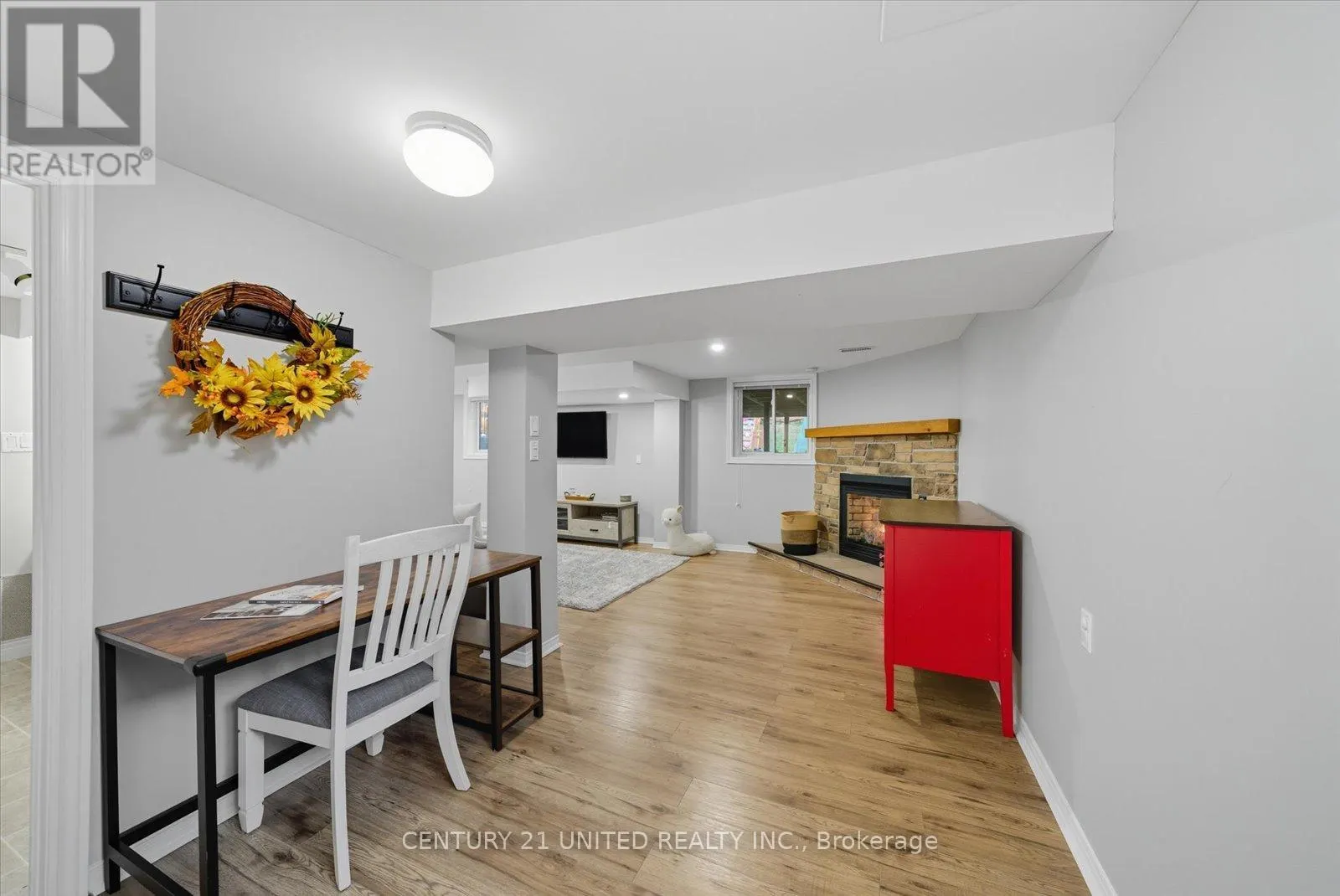 263 RIVERVIEW HEIGHTS