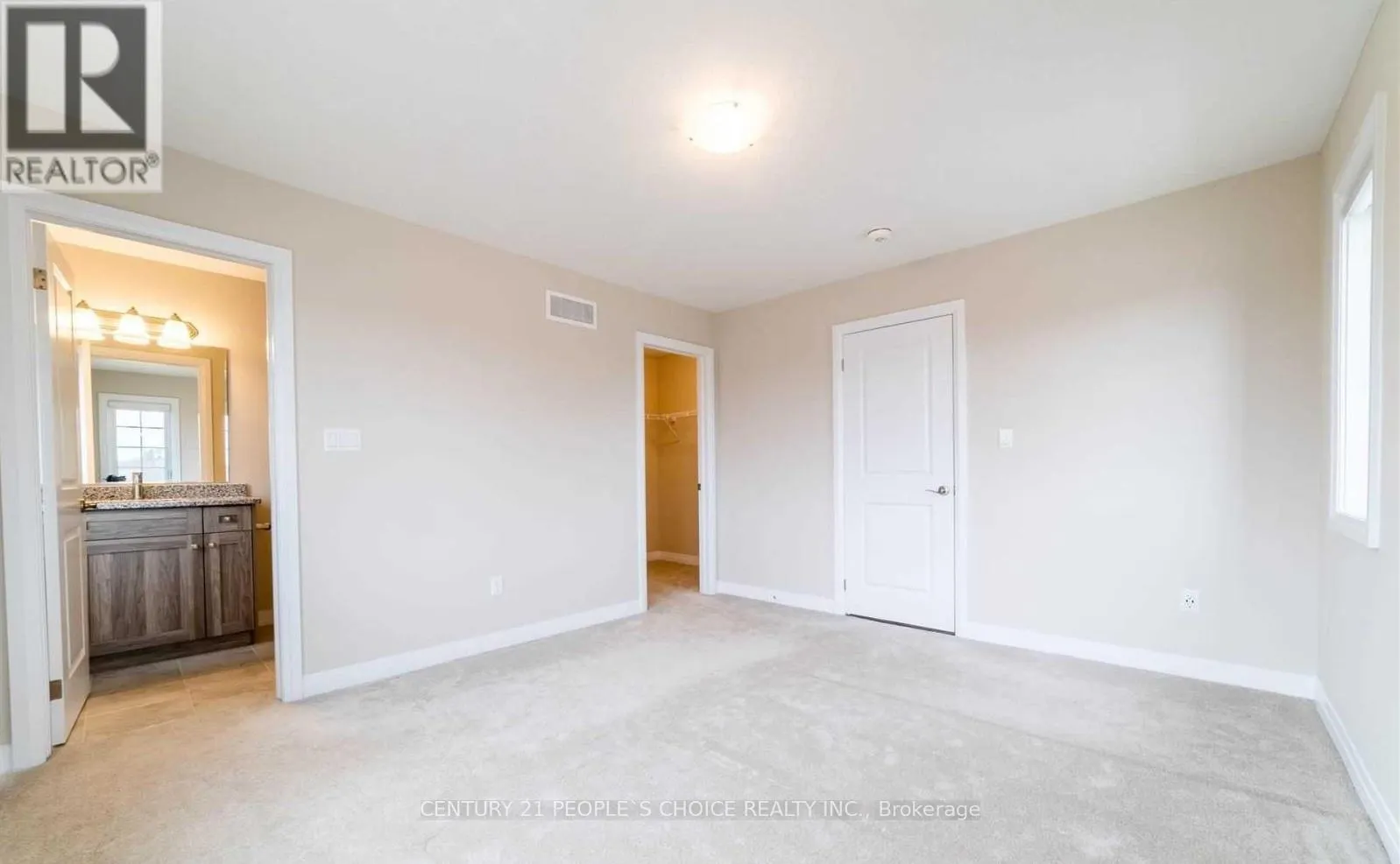 122 MONARCH WOODS DRIVE