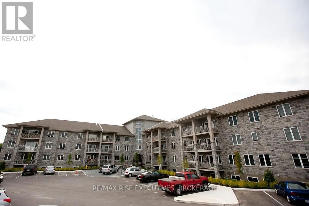 210 - 810 BLACKBURN MEWS, #210