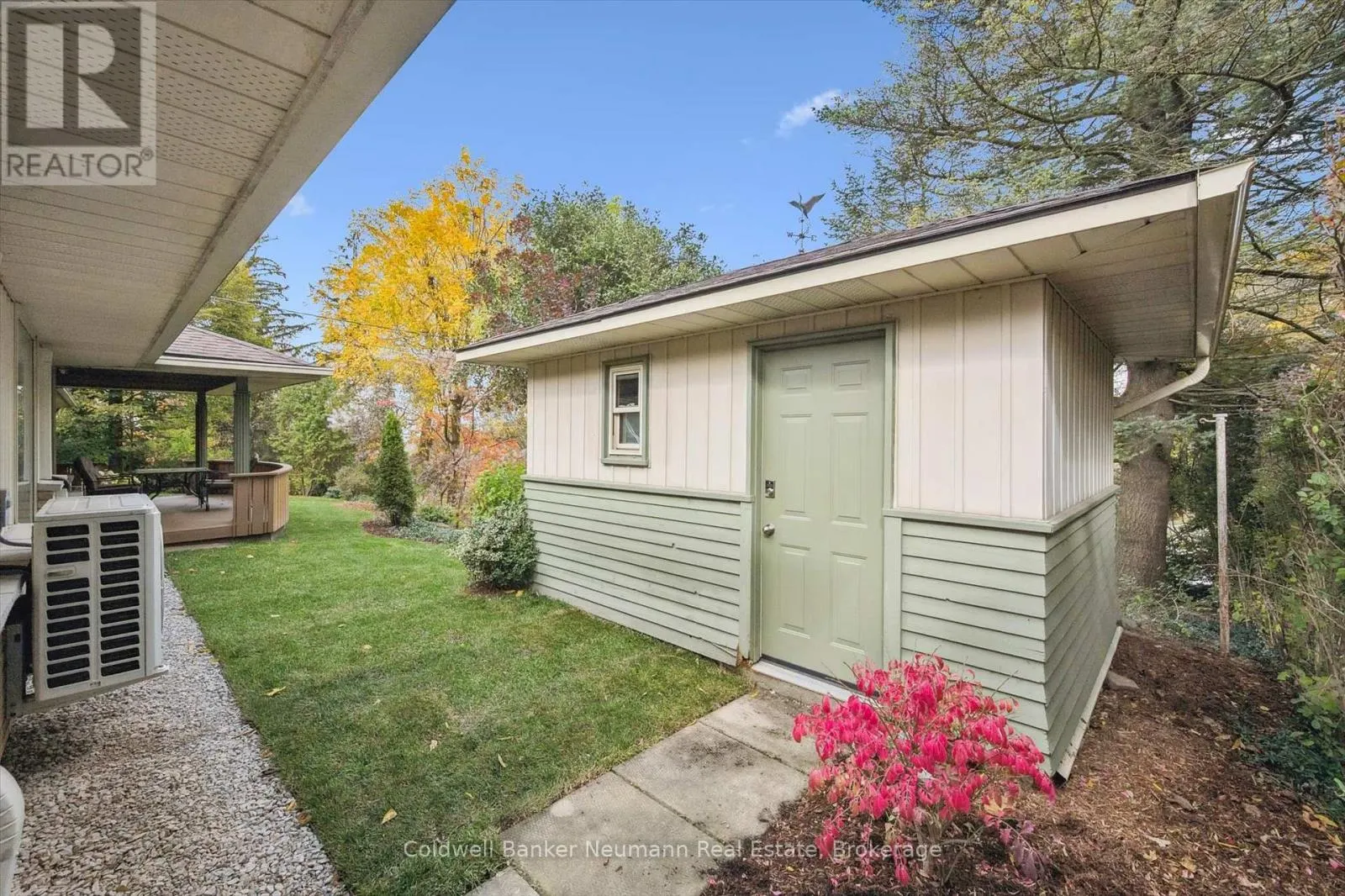36 HARCOURT DRIVE