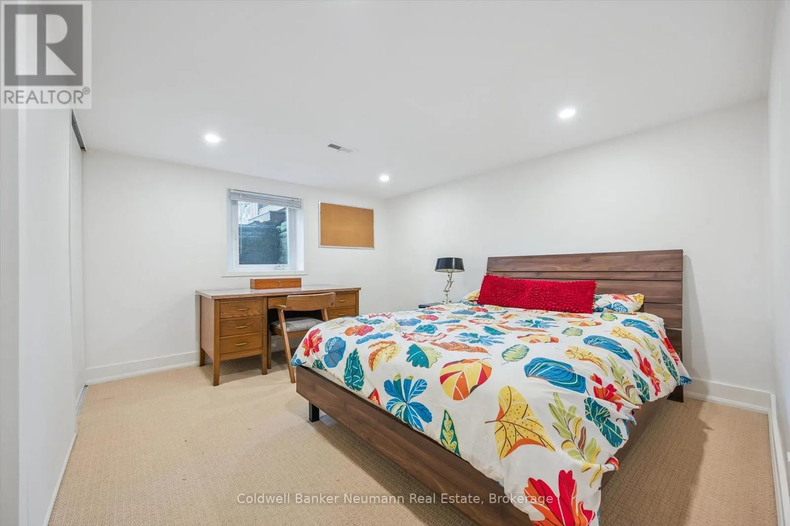 36 HARCOURT DRIVE