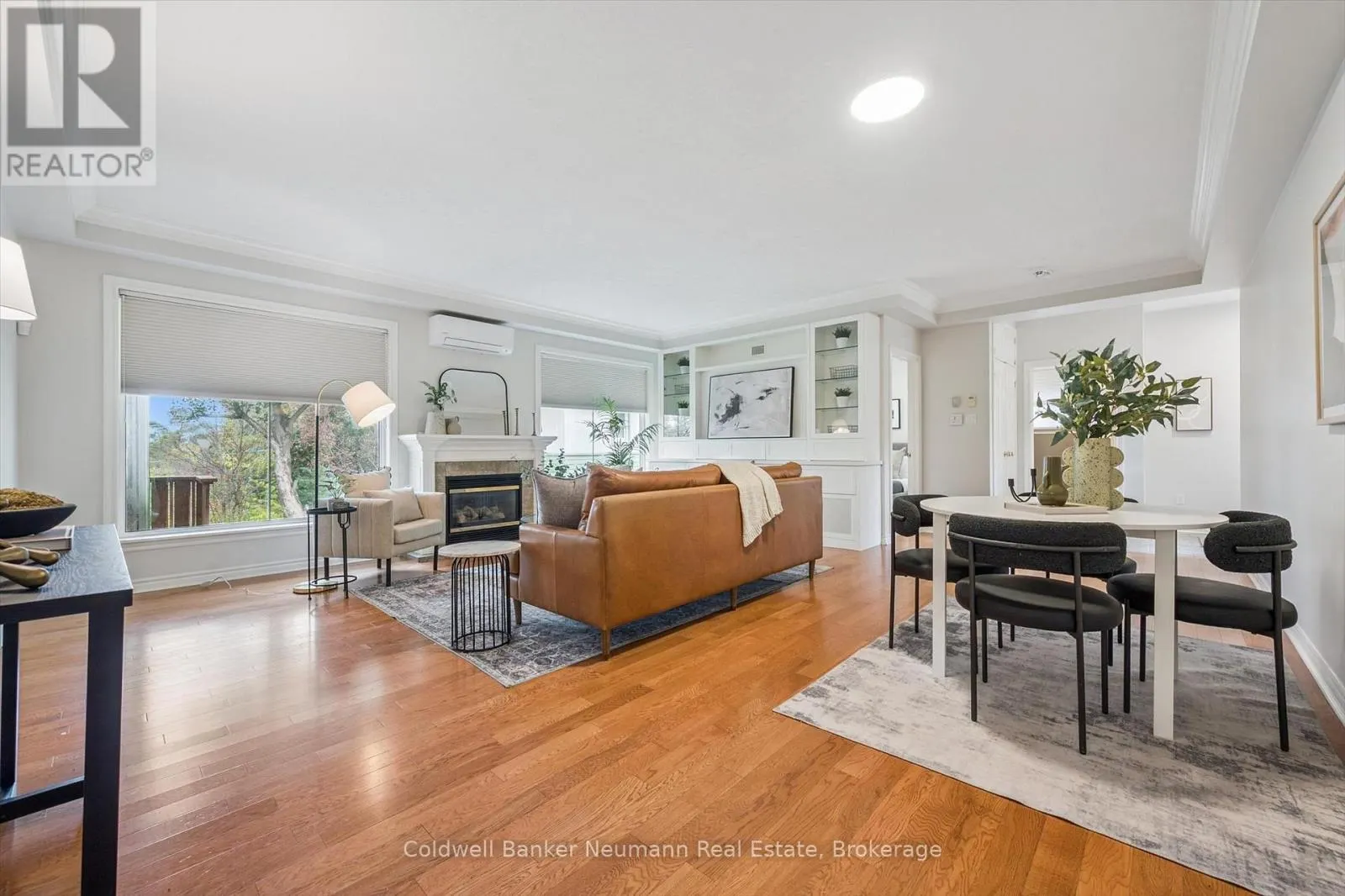 36 HARCOURT DRIVE