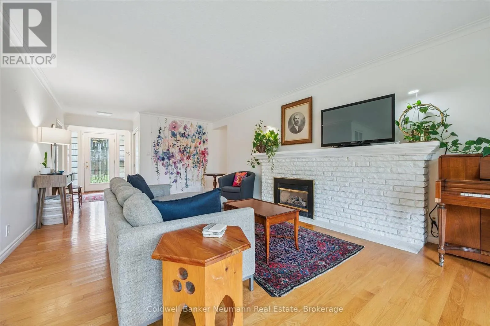 36 HARCOURT DRIVE