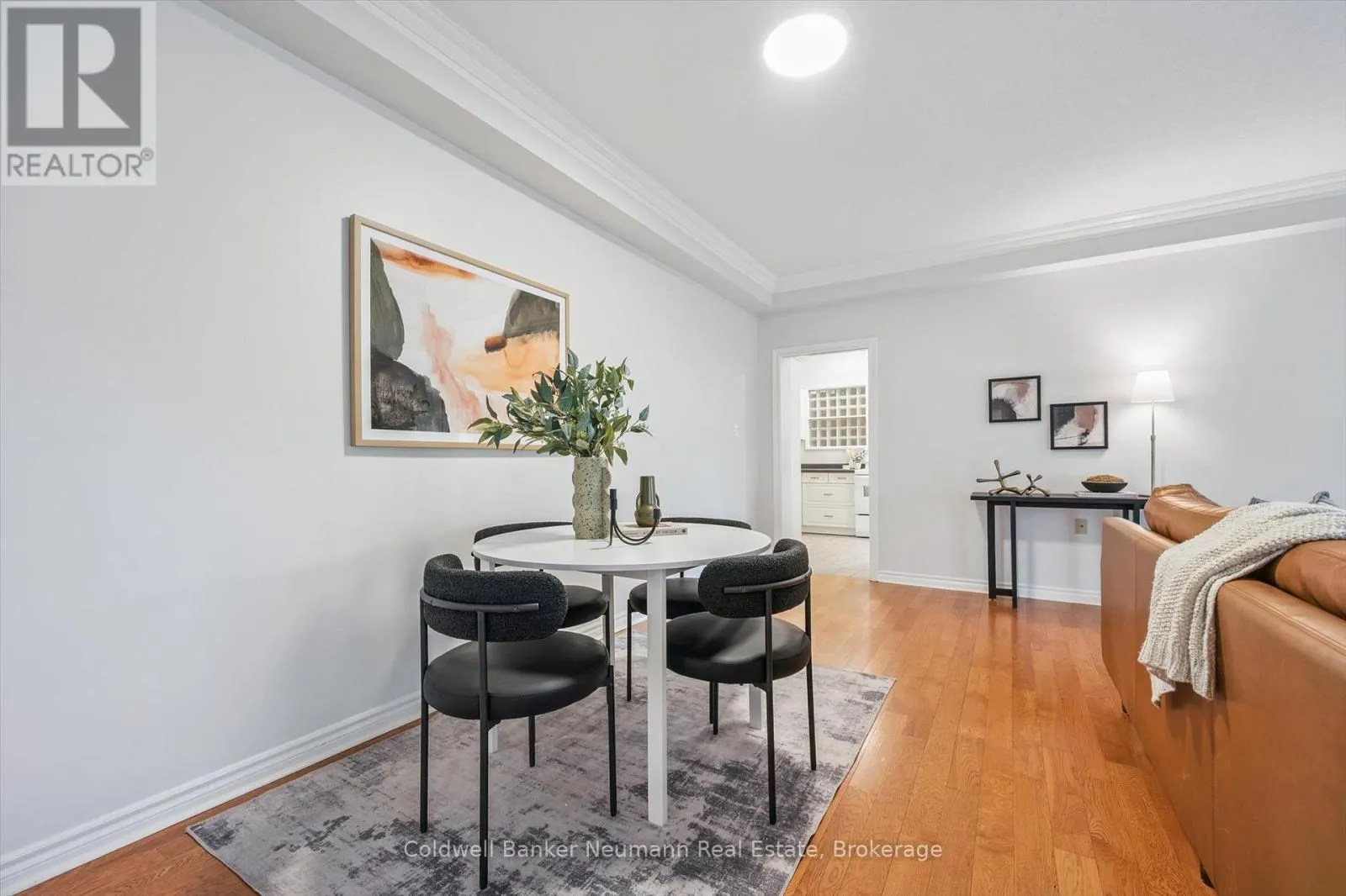 36 HARCOURT DRIVE