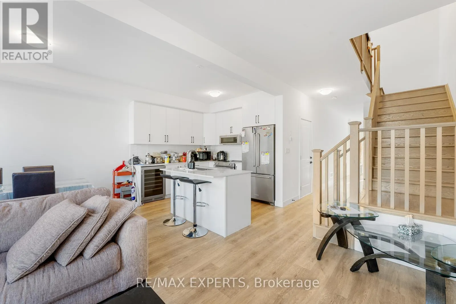 15 - 166 MOUNT ALBION ROAD