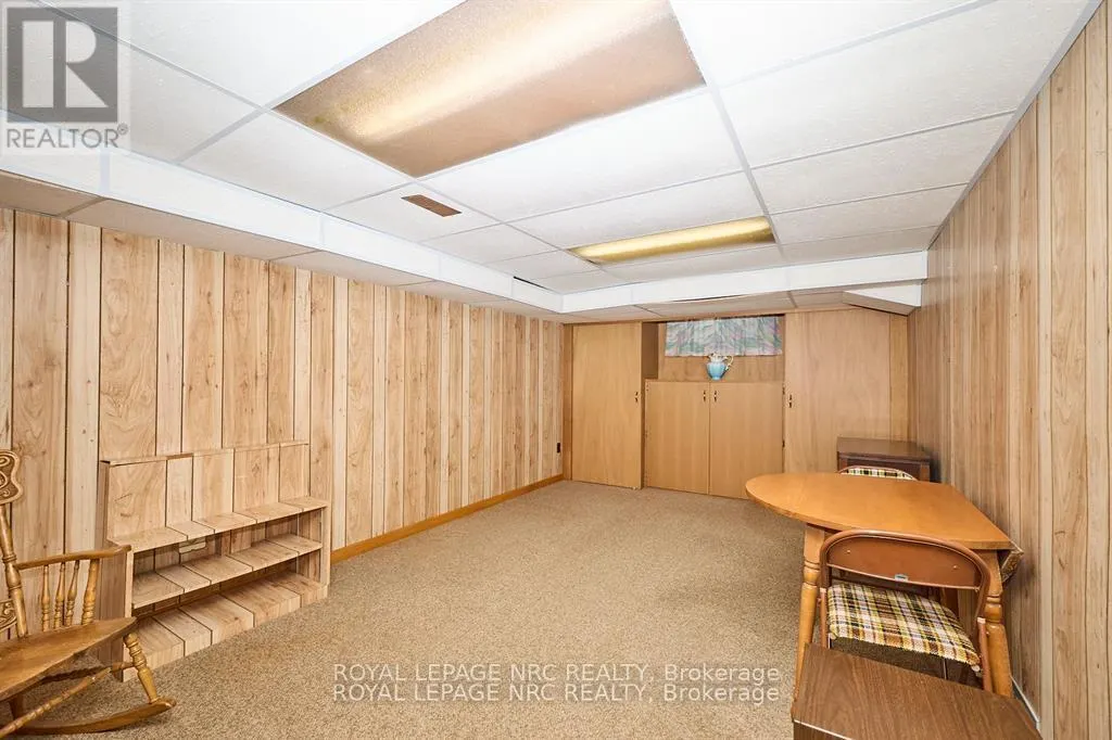 8 LA SALLE DRIVE