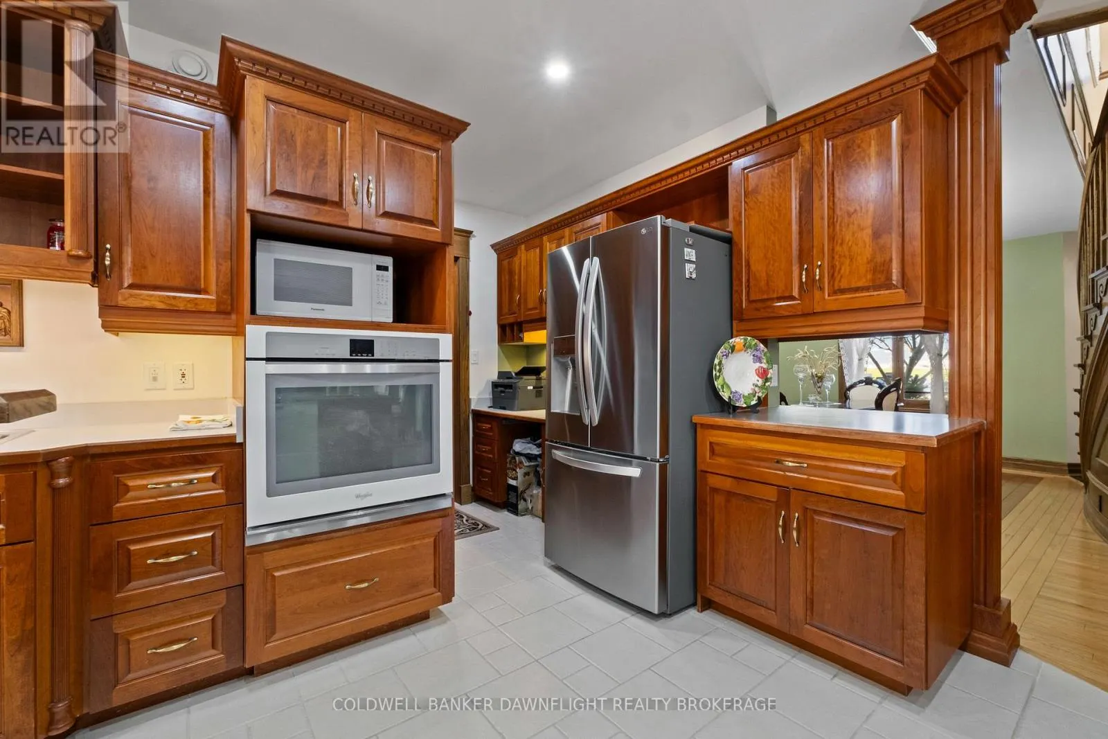 246 HAZELTON LANE