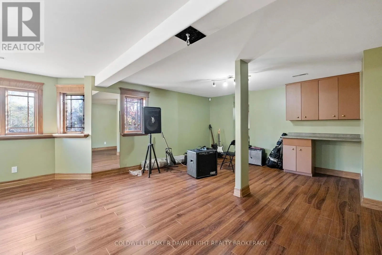 246 HAZELTON LANE