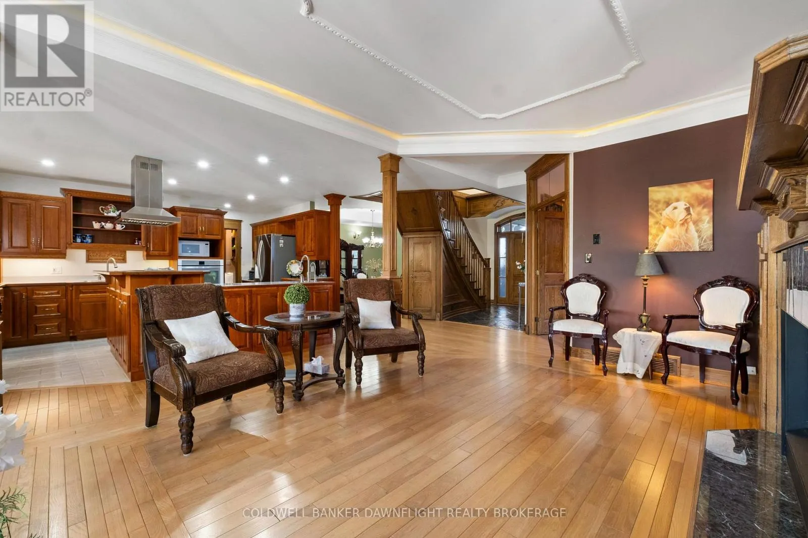246 HAZELTON LANE