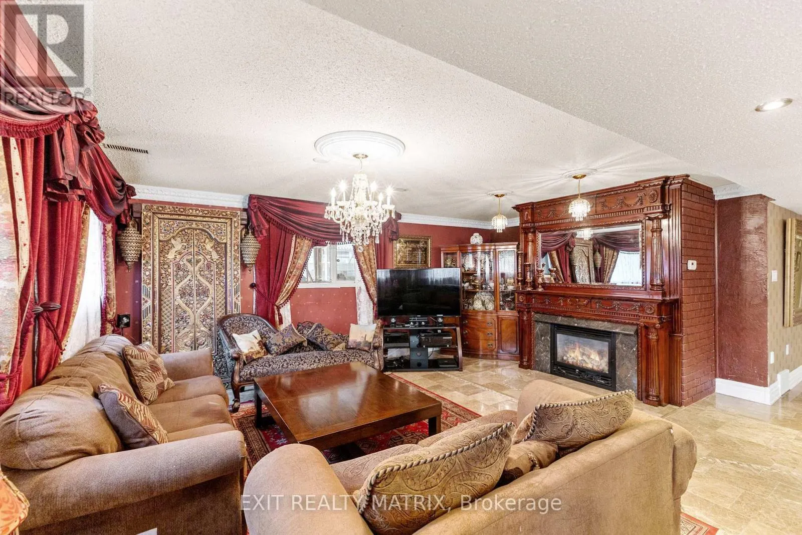 1100 MOFFATT DRIVE