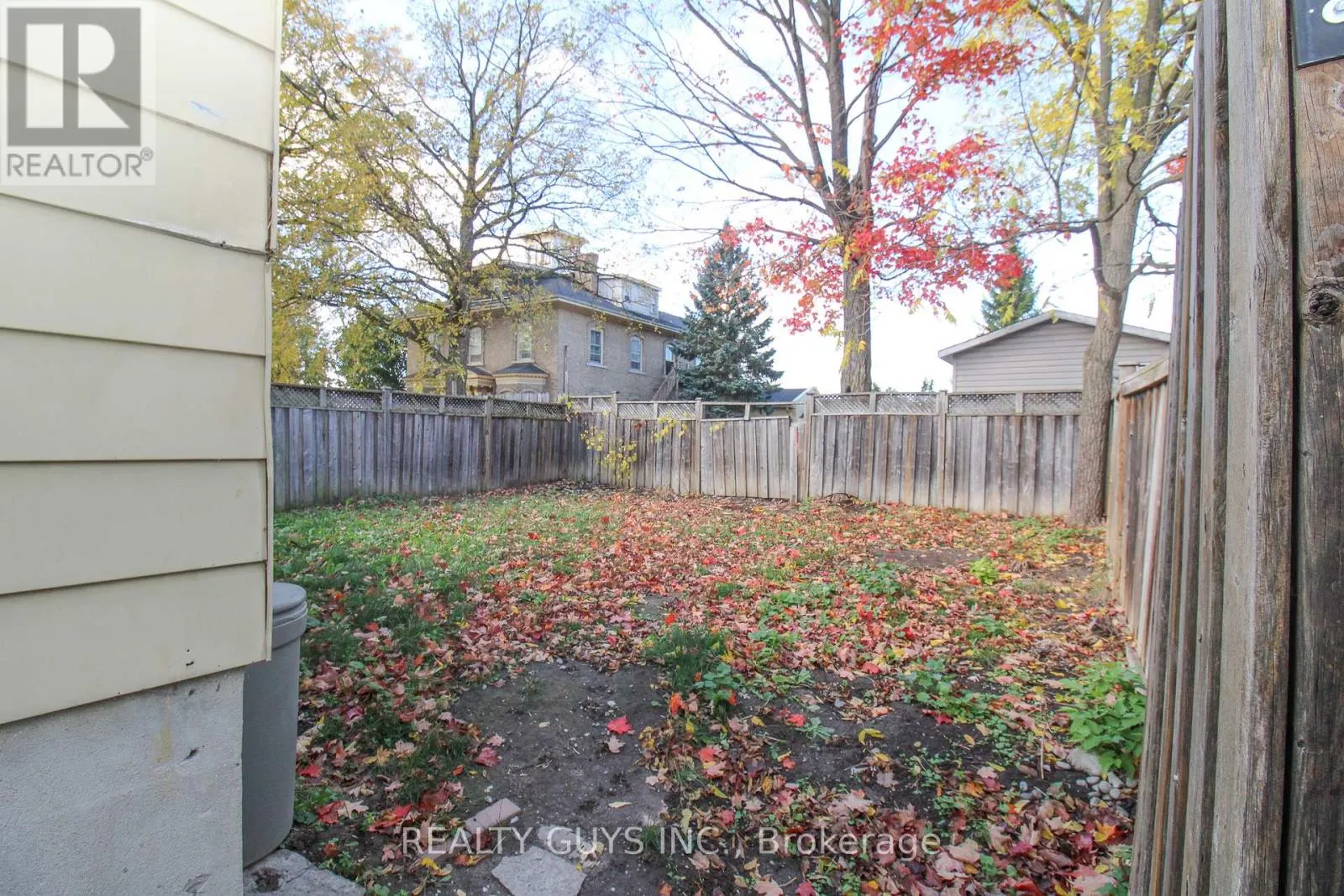 290 MCFARLANE STREET