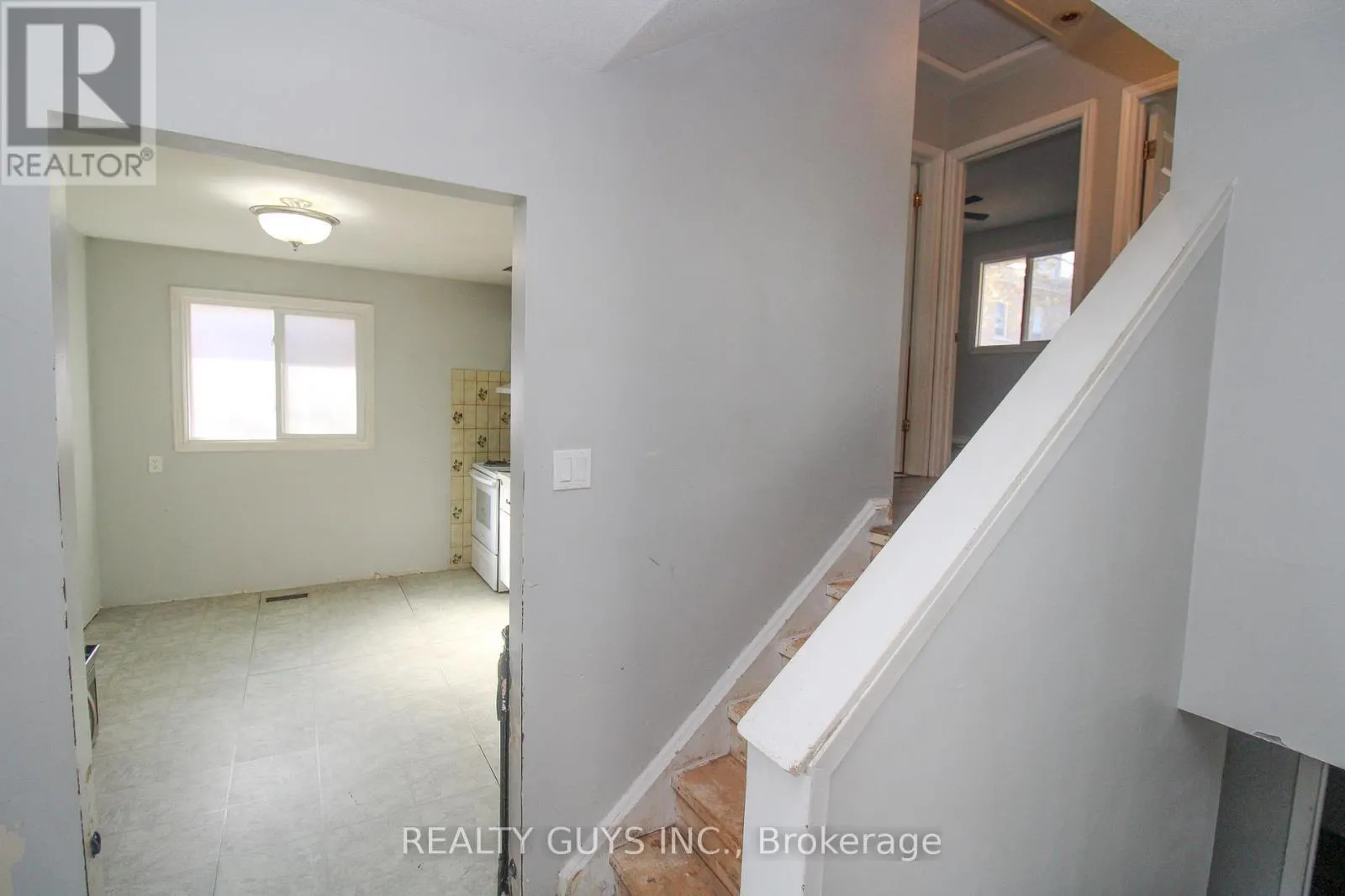 290 MCFARLANE STREET