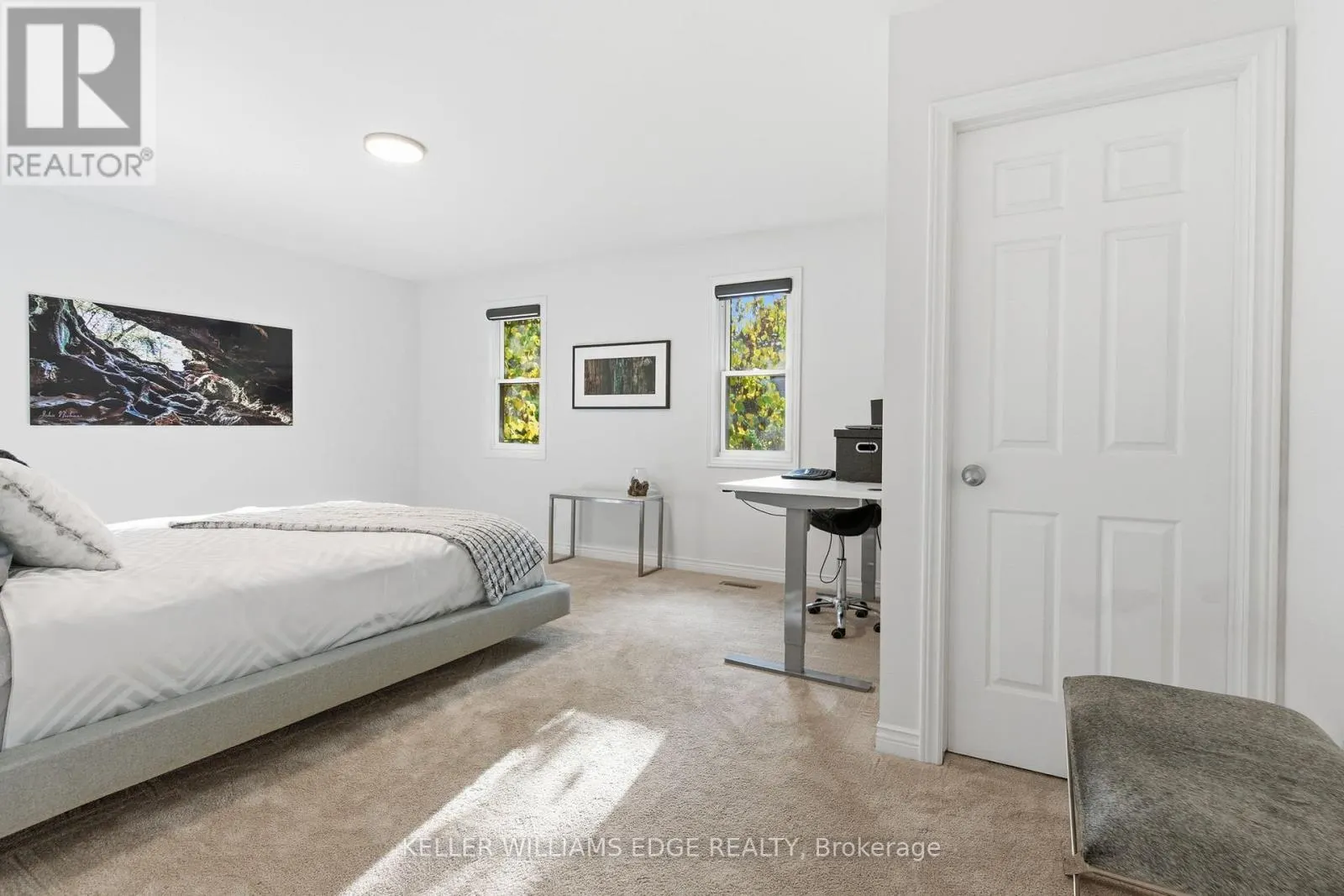 11 MAYS CRESCENT