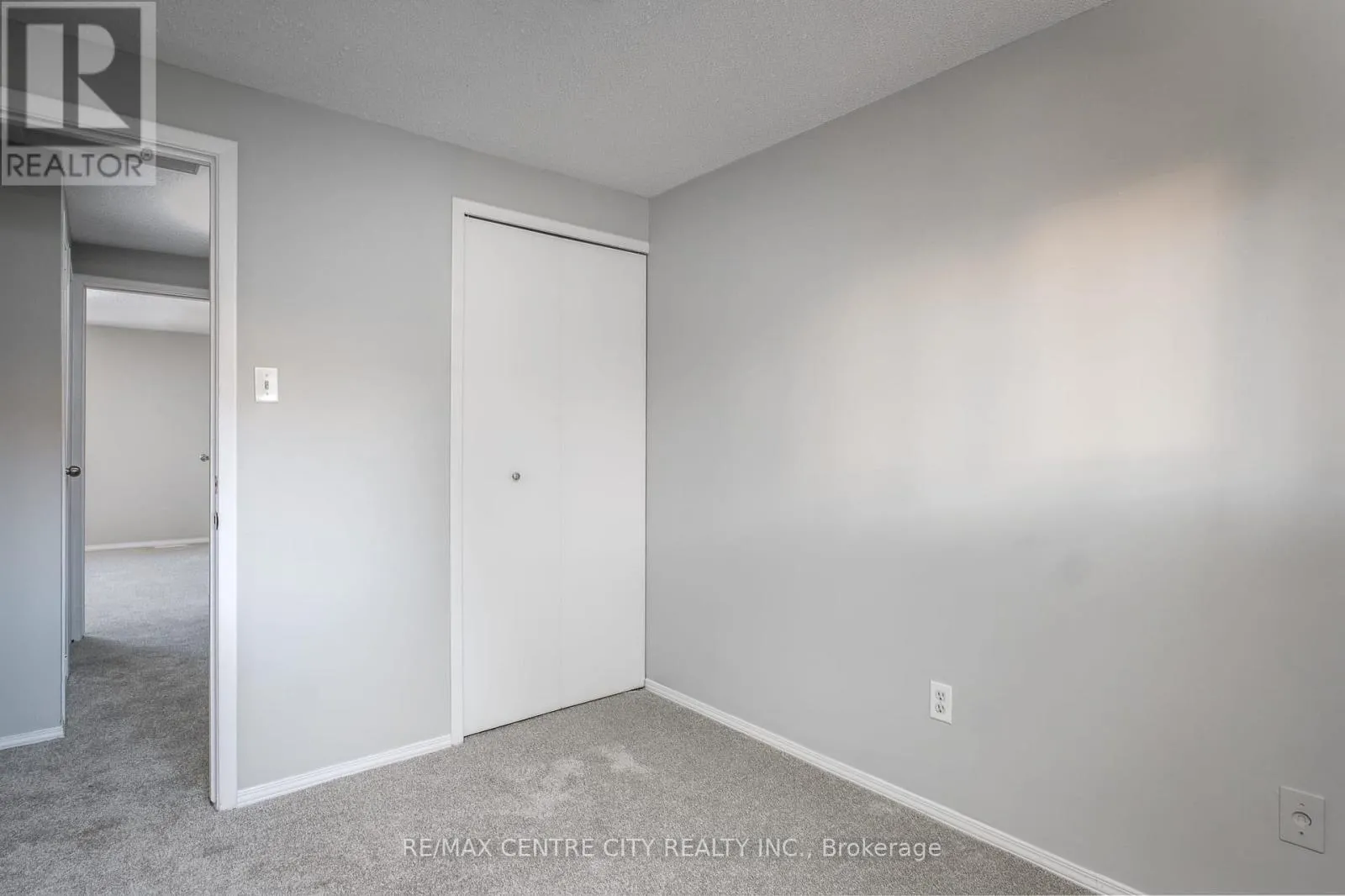 124 - 320 WESTMINSTER AVENUE, #124