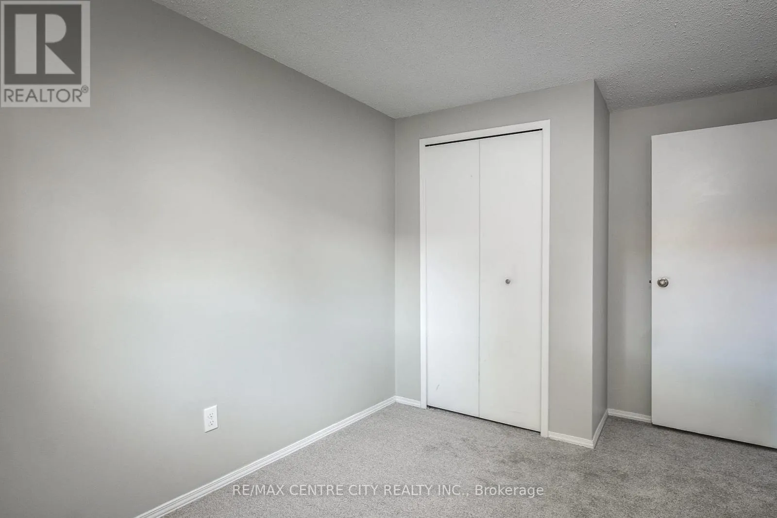 124 - 320 WESTMINSTER AVENUE, #124