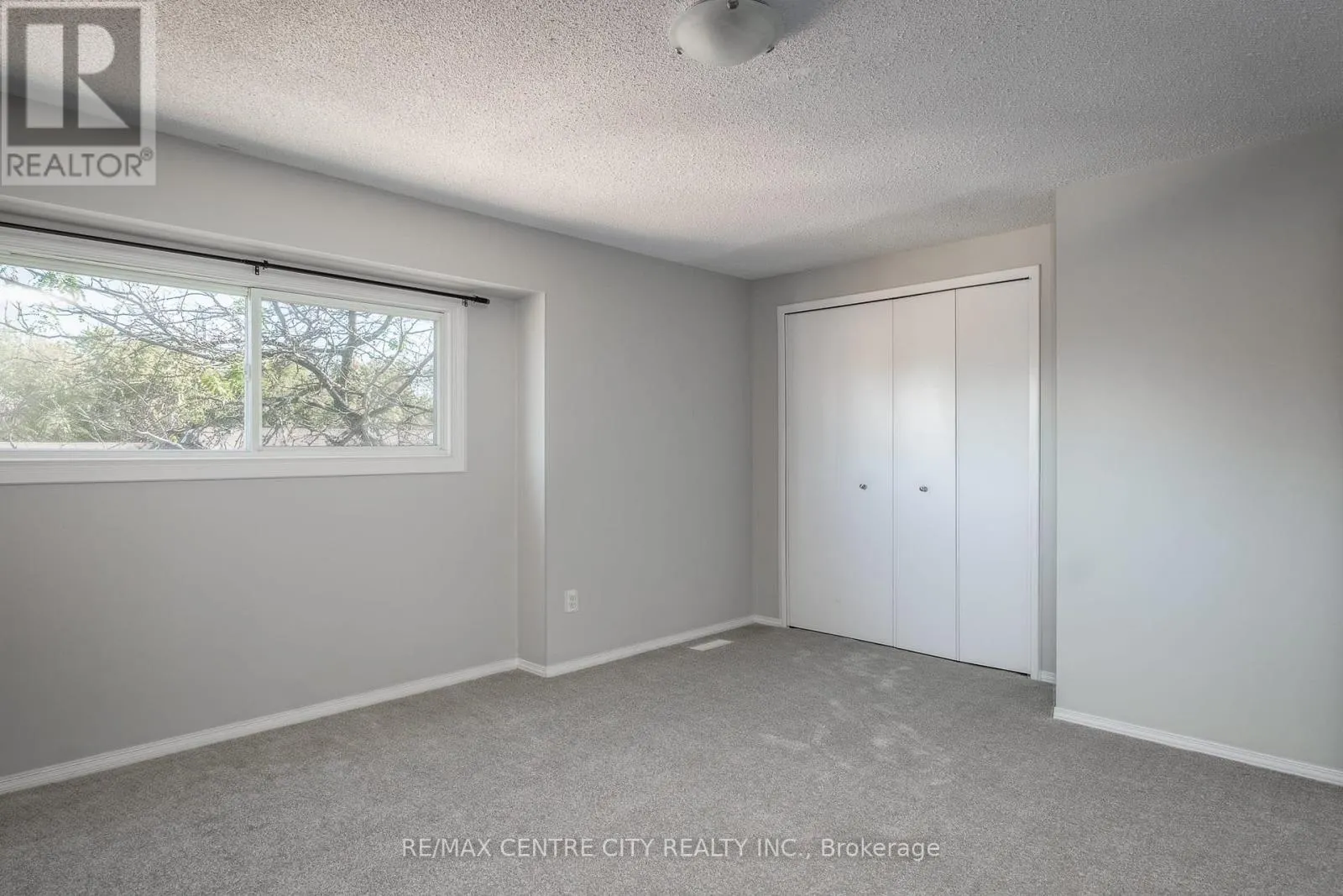 124 - 320 WESTMINSTER AVENUE, #124