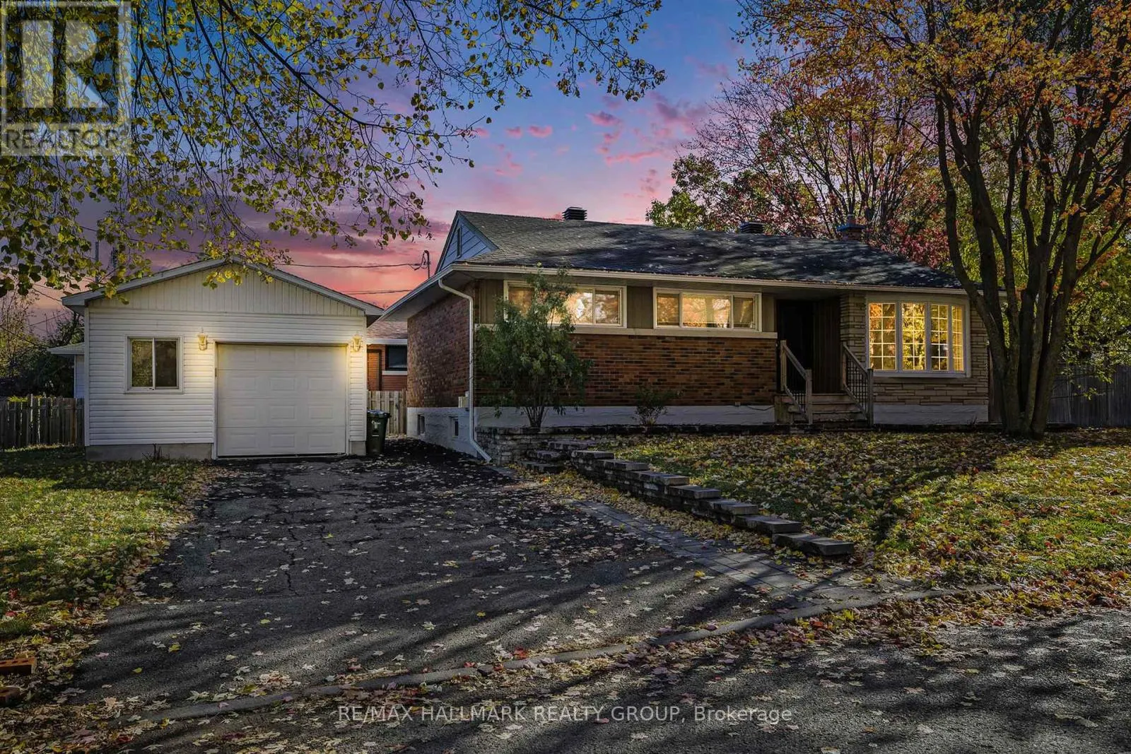 715 HOLT CRESCENT