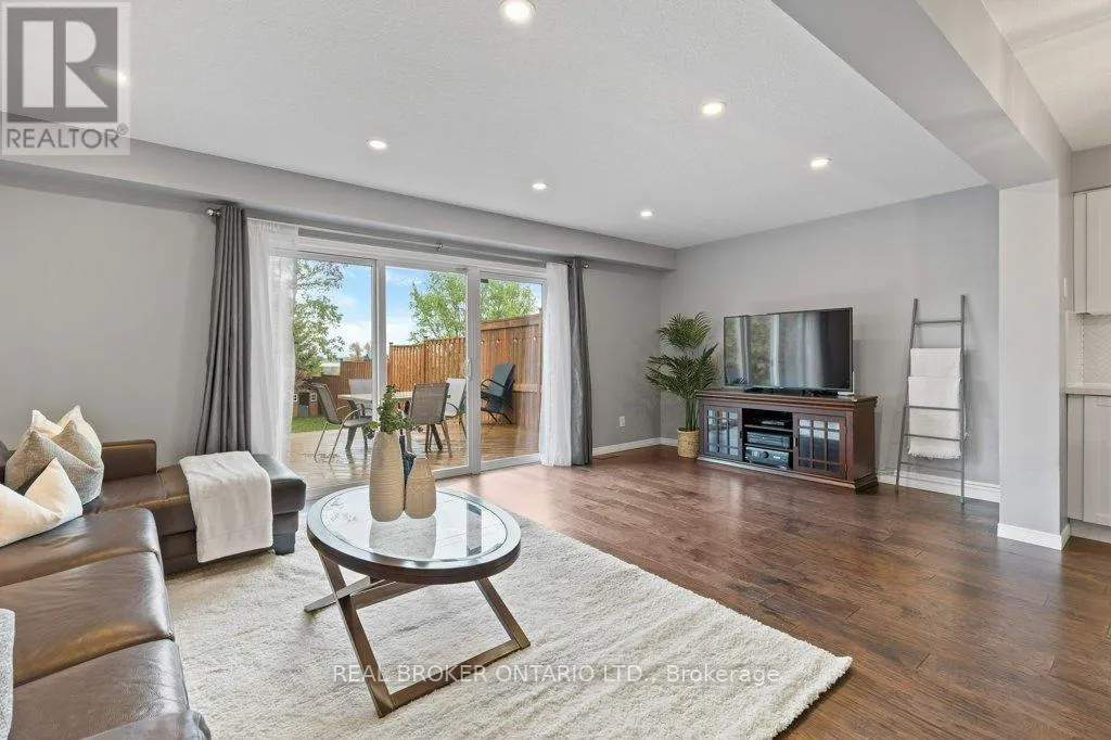 34 GRAVEL RIDGE TRAIL