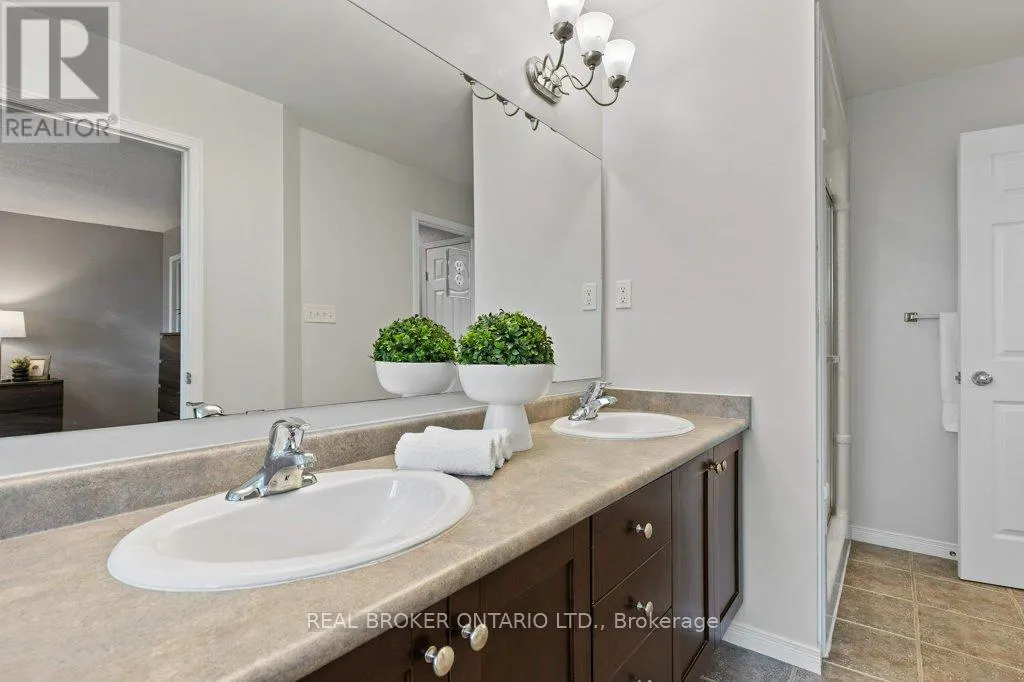 34 GRAVEL RIDGE TRAIL