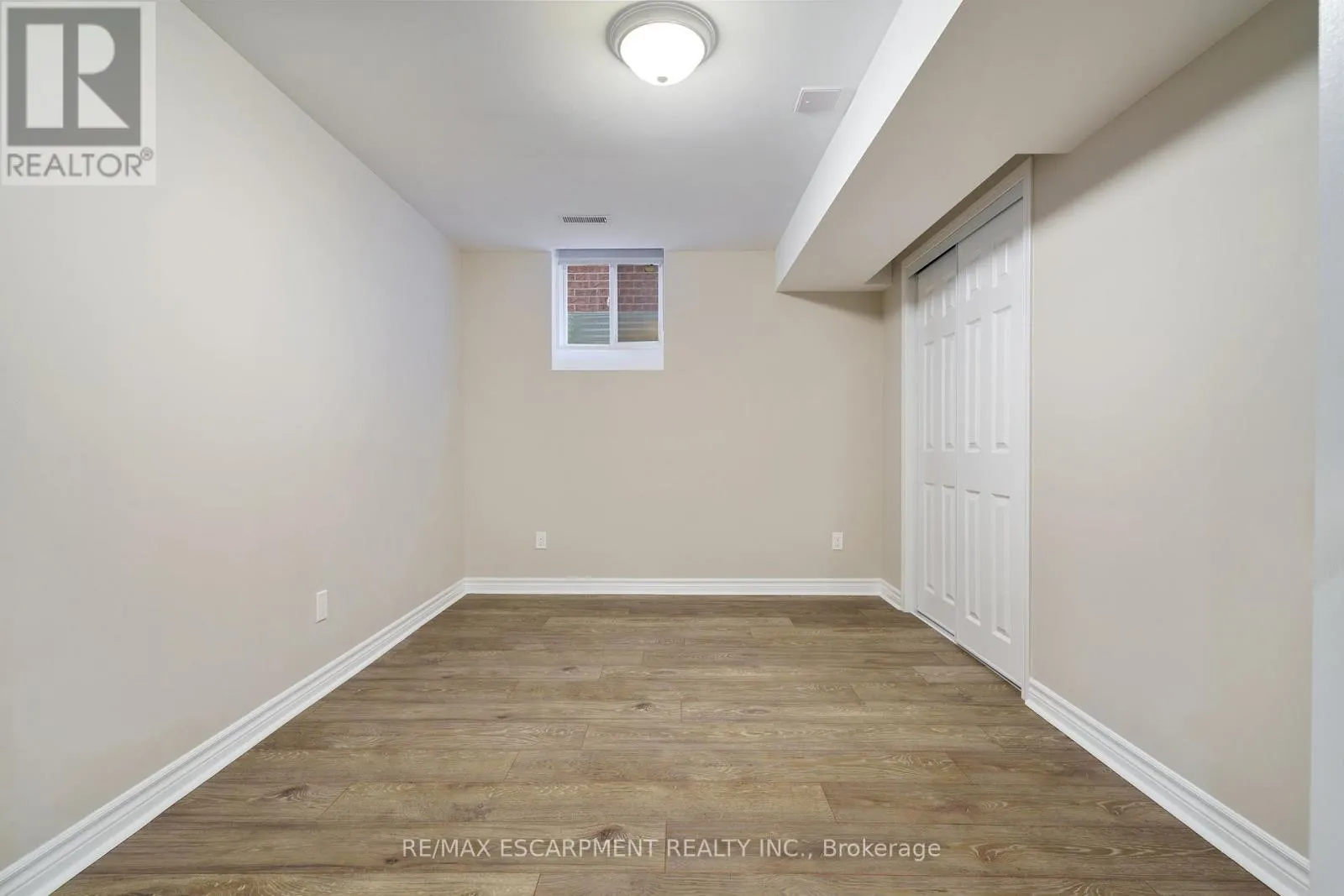 333 VALRIDGE DRIVE