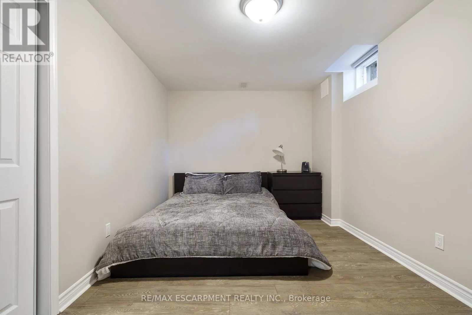 333 VALRIDGE DRIVE