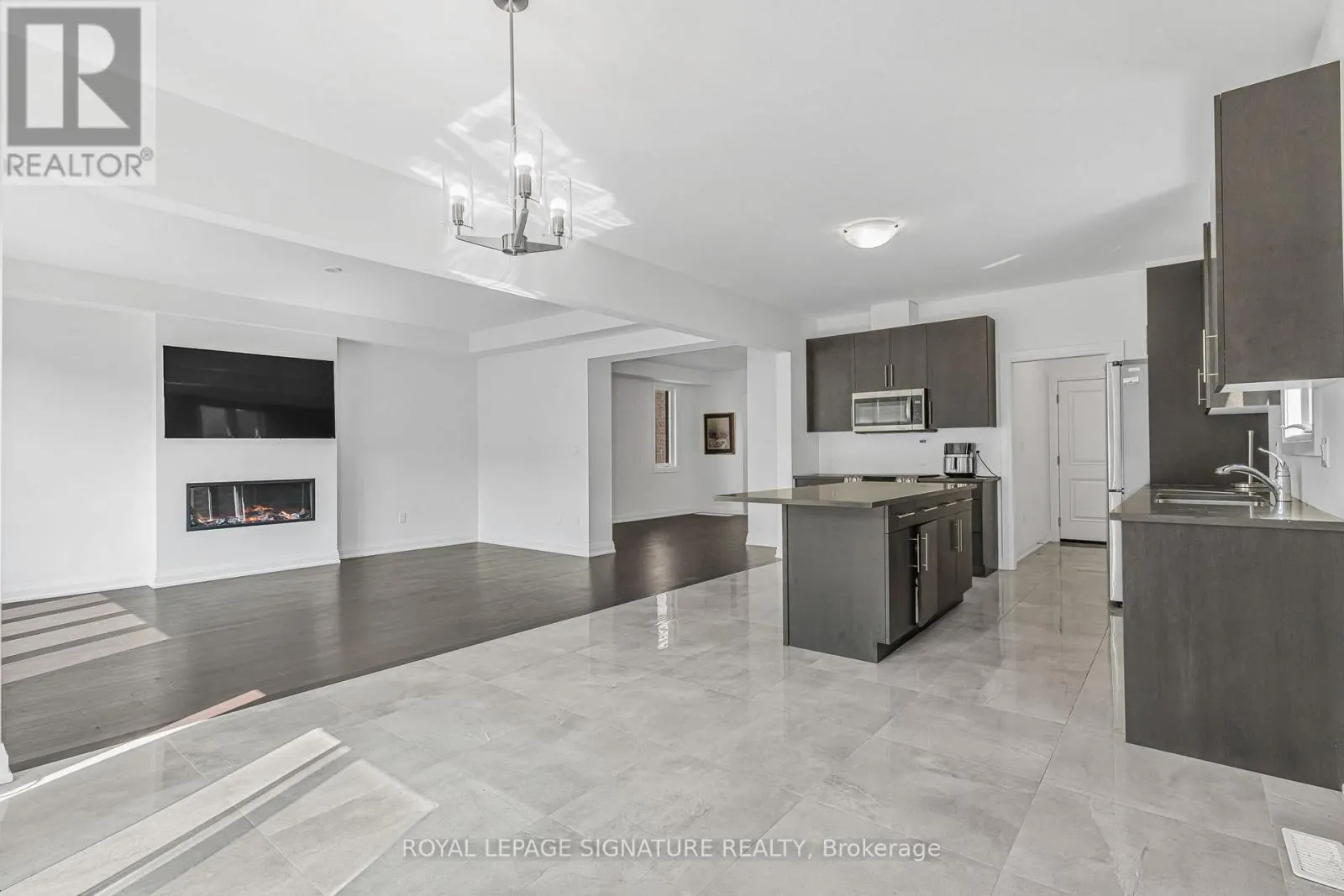 7249 PARKSIDE ROAD