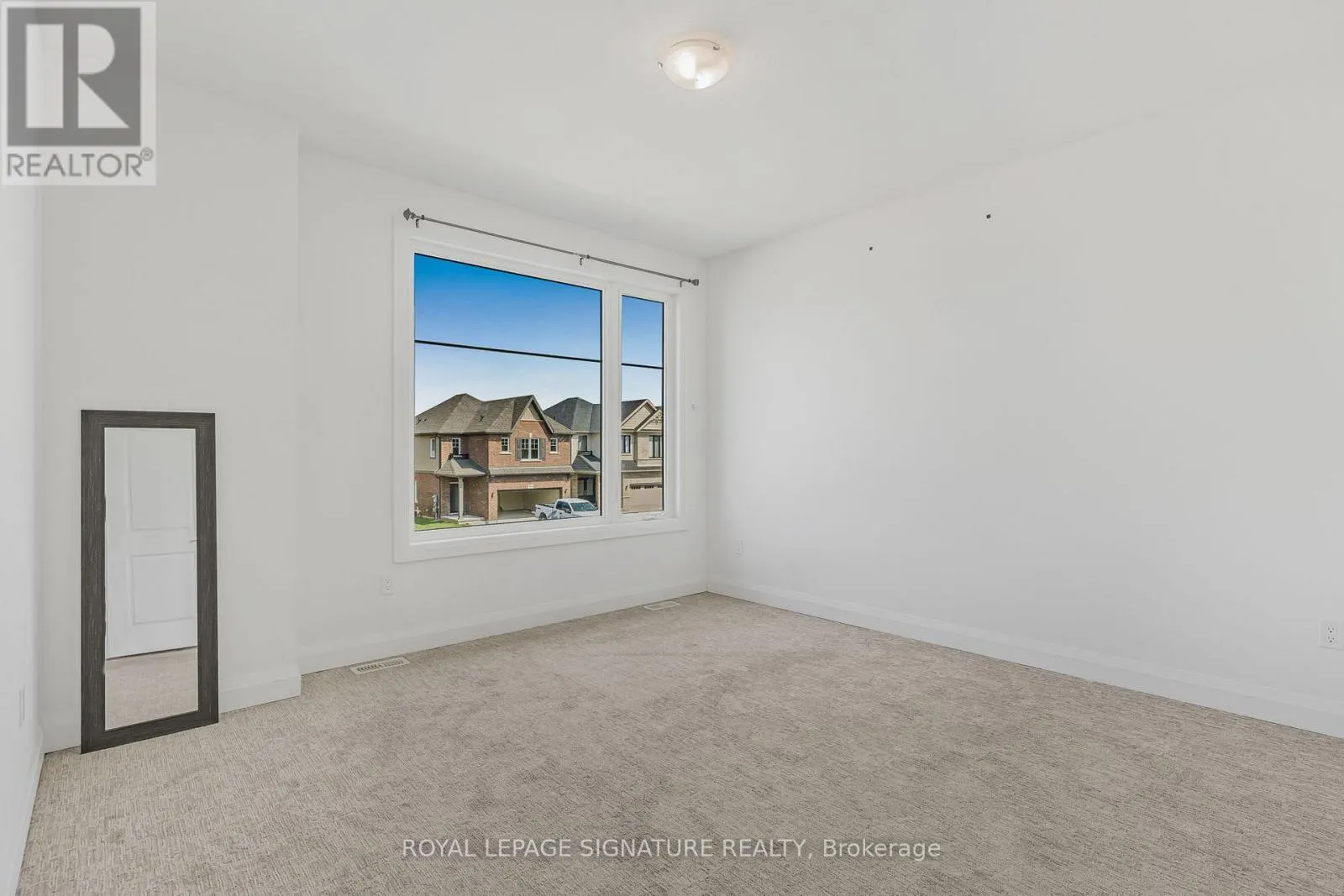 7249 PARKSIDE ROAD
