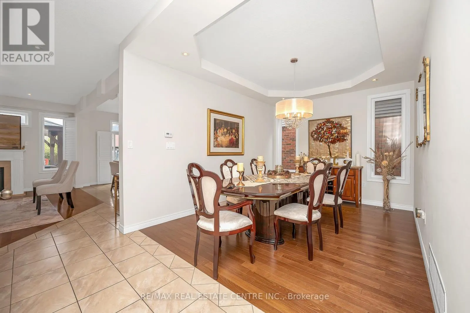 733 STONE CHURCH ROAD E