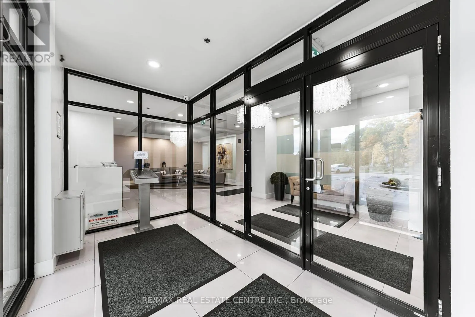 603 - 170 WATER STREET N