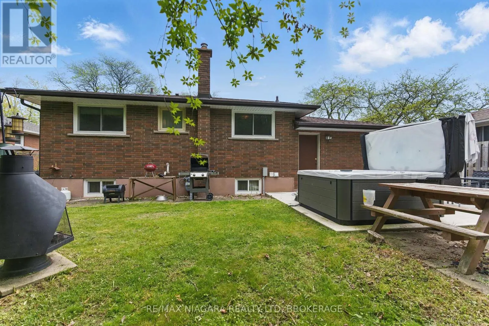 84 REGENT DRIVE