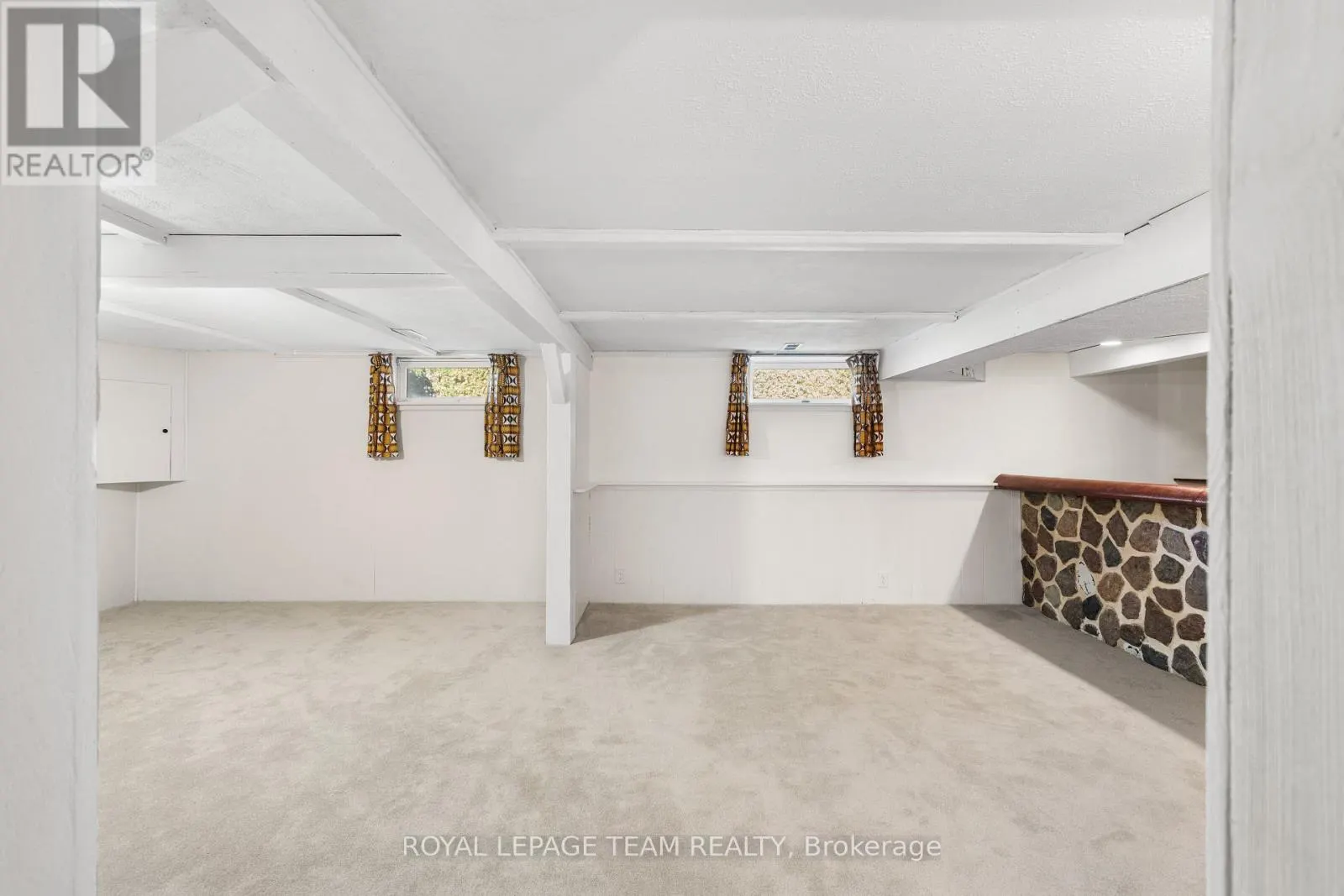 47 KIDGROVE GARDENS