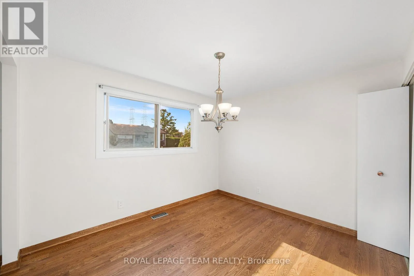 47 KIDGROVE GARDENS