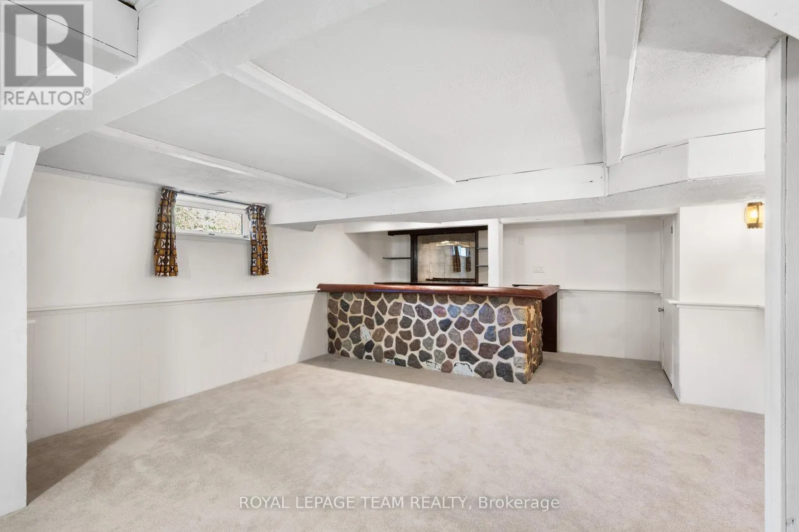 47 KIDGROVE GARDENS