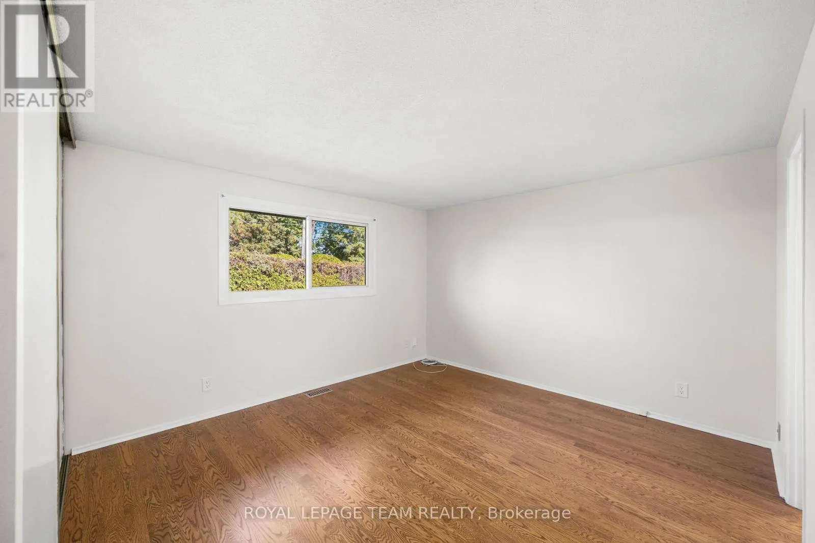 47 KIDGROVE GARDENS