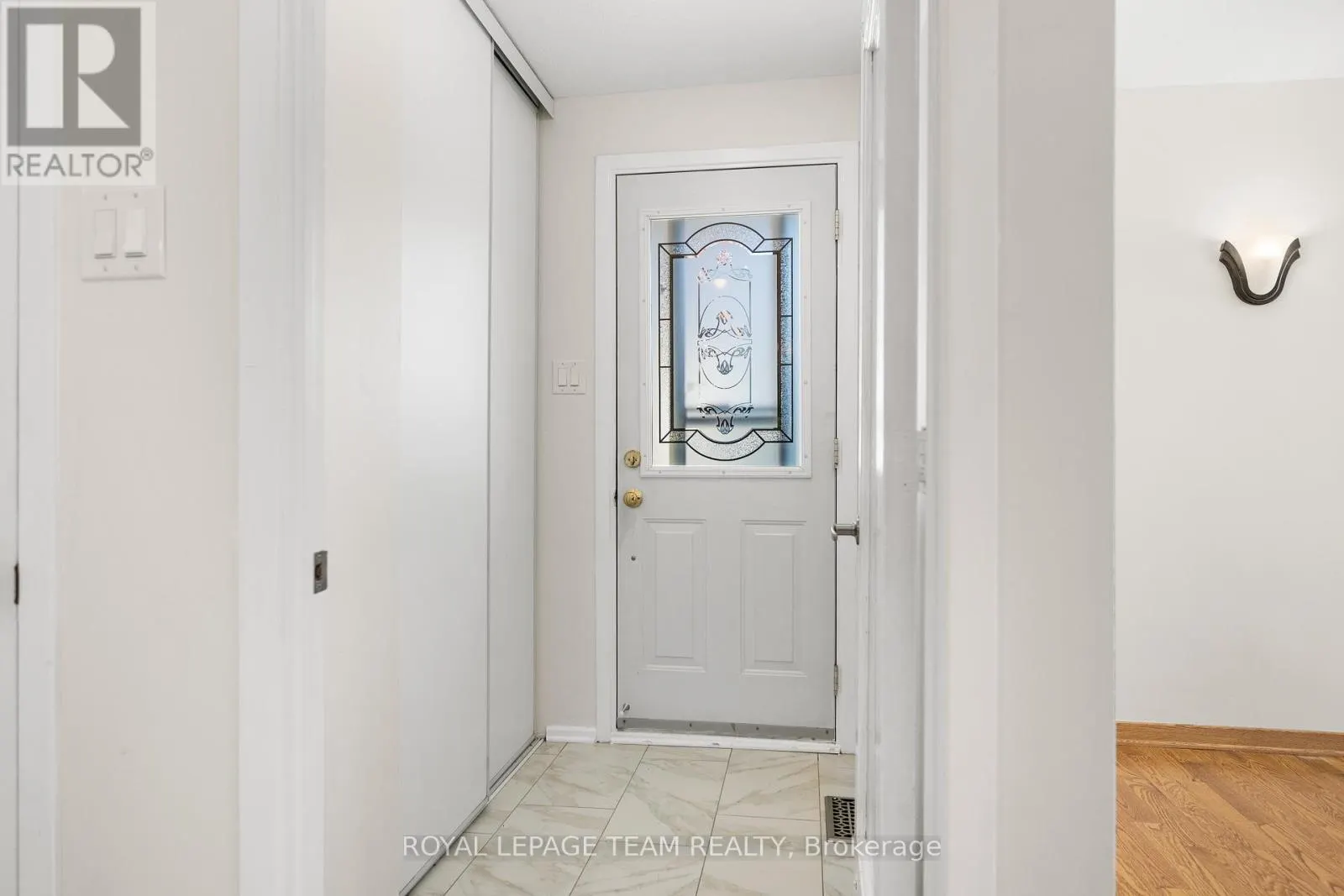 47 KIDGROVE GARDENS