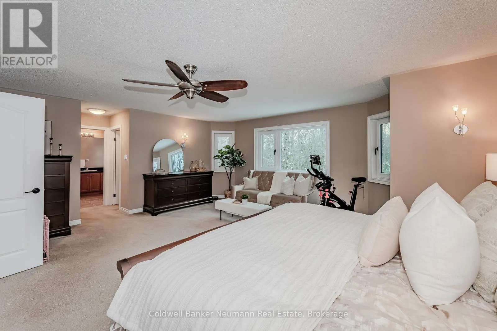 32 FOREST RIDGE ROAD