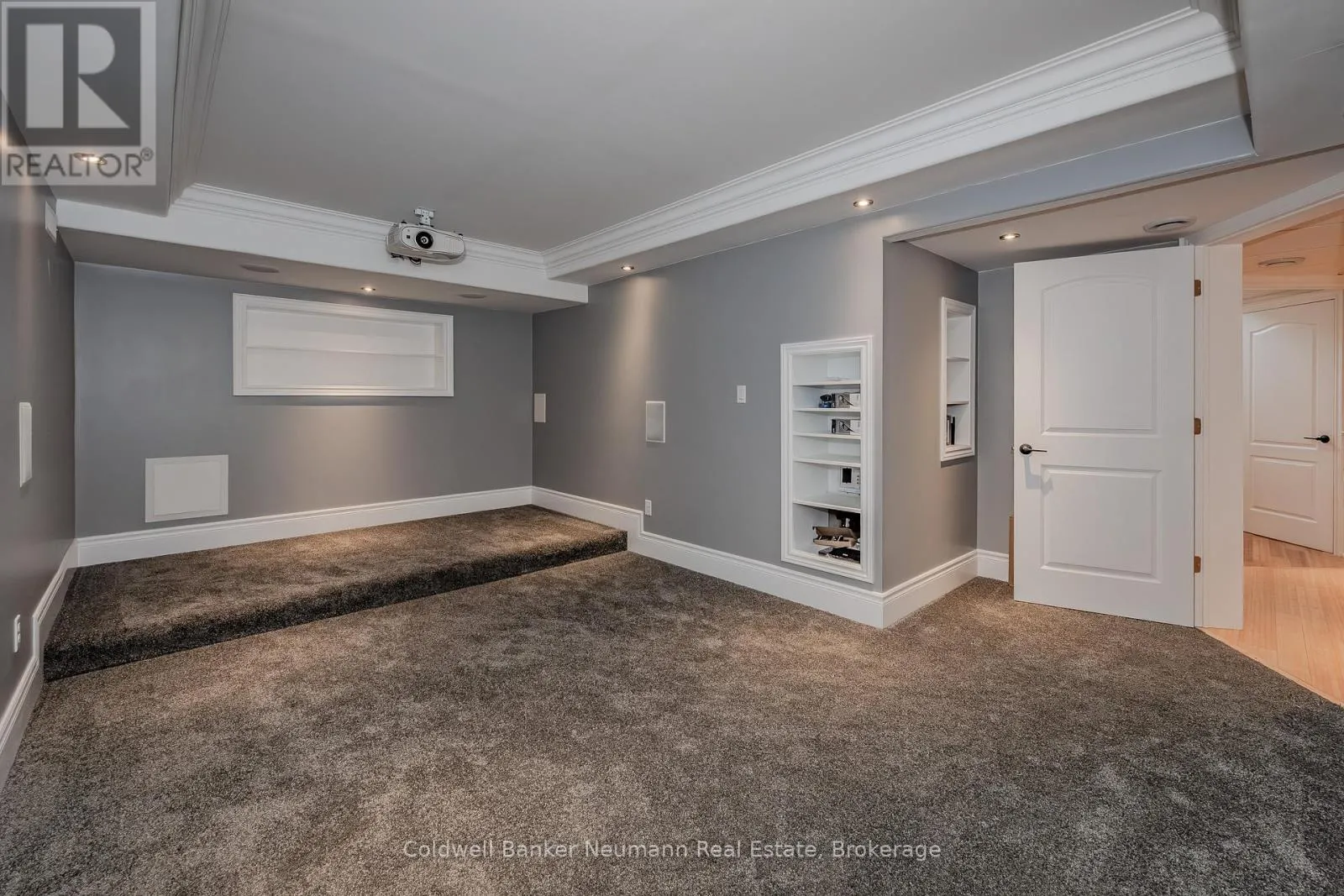 32 FOREST RIDGE ROAD