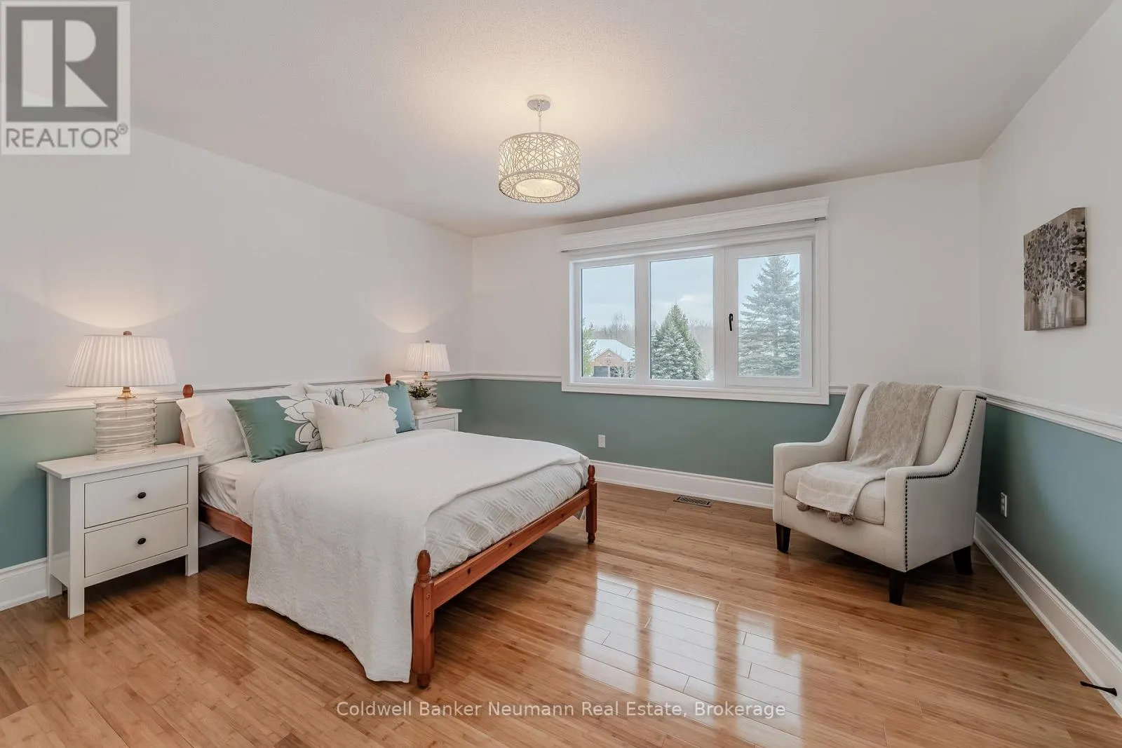 32 FOREST RIDGE ROAD