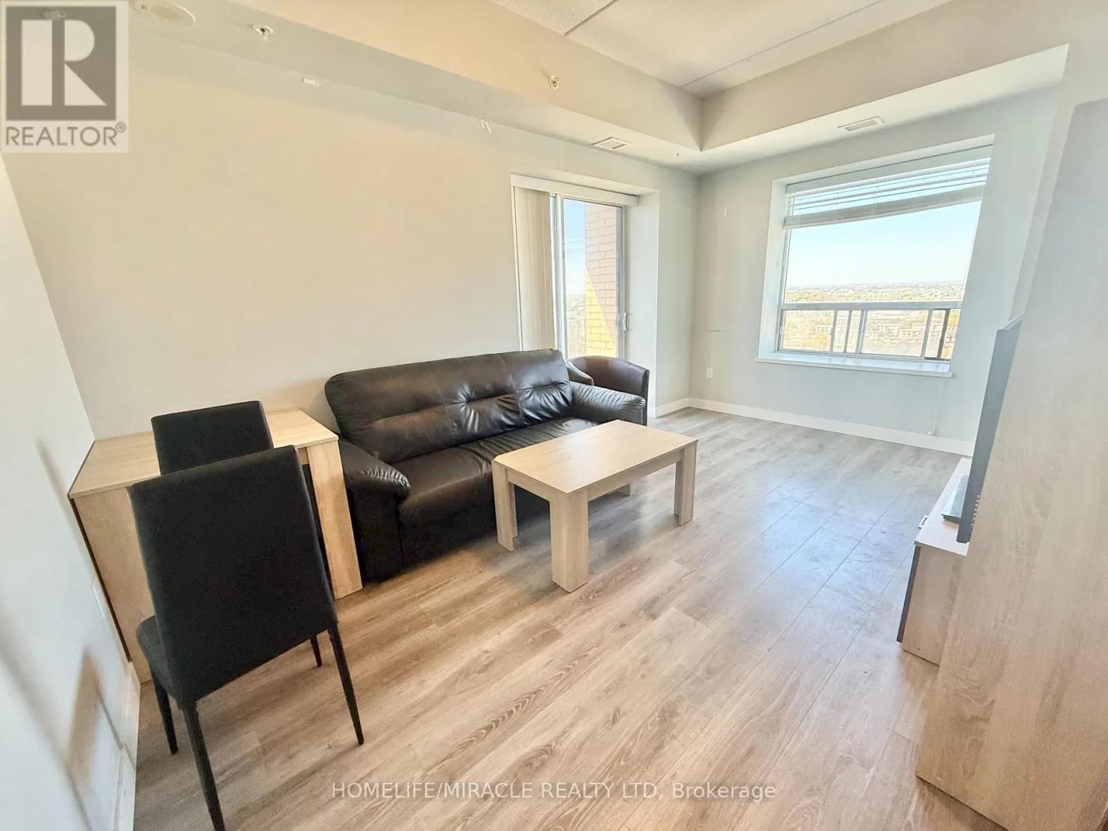 1907 - 318 SPRUCE STREET