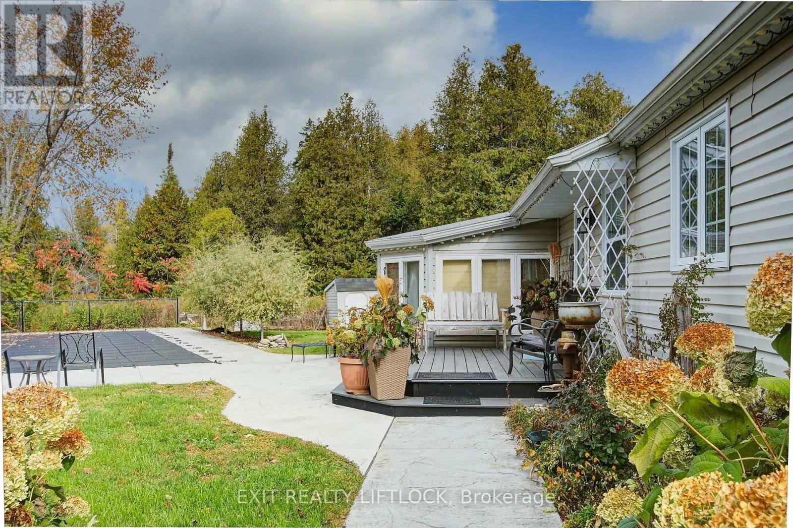 544 COUNTY ROAD 8