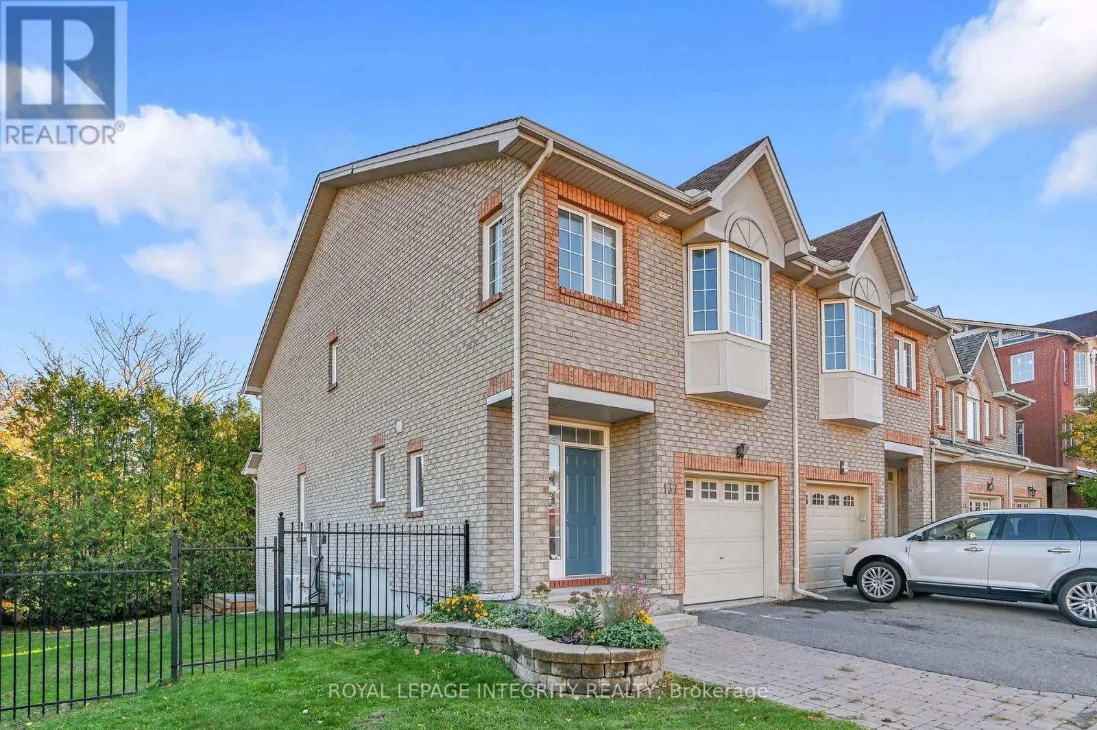 137 TALL OAK PRIVATE