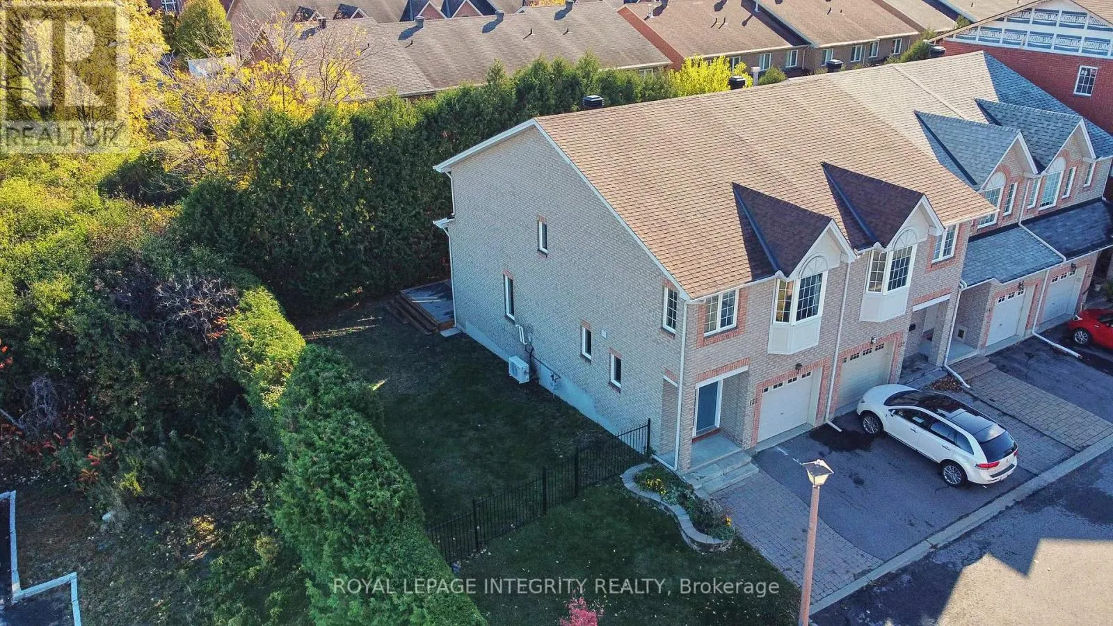 137 TALL OAK PRIVATE