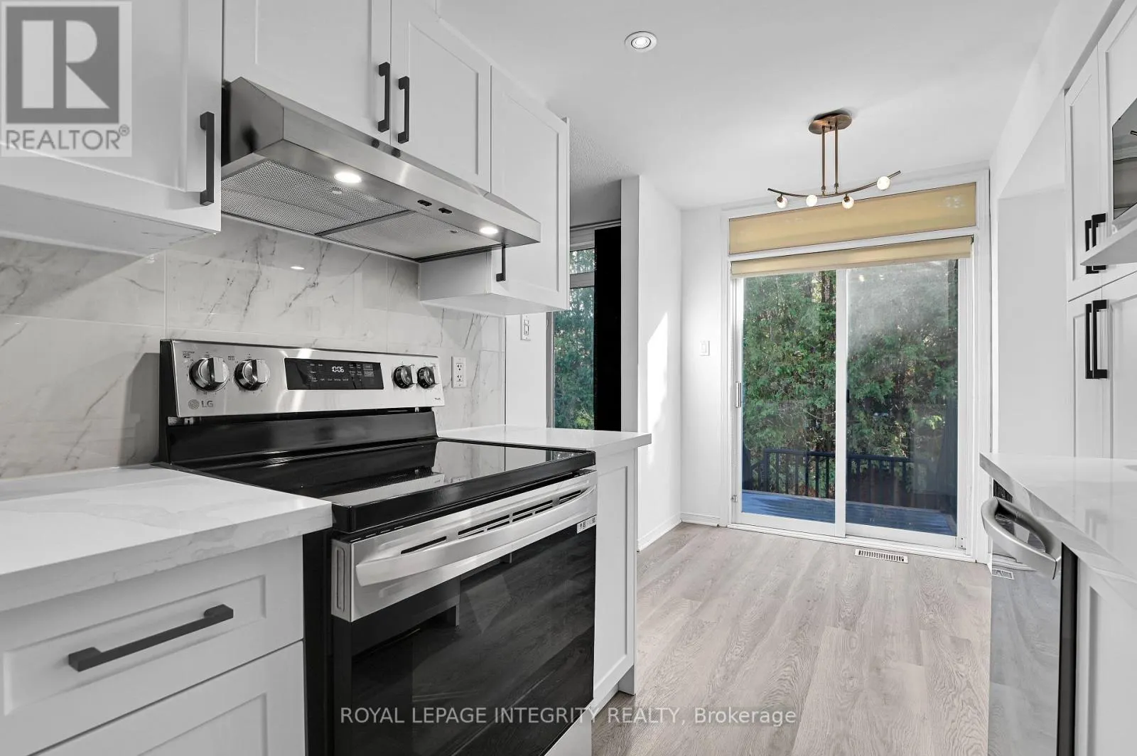 137 TALL OAK PRIVATE