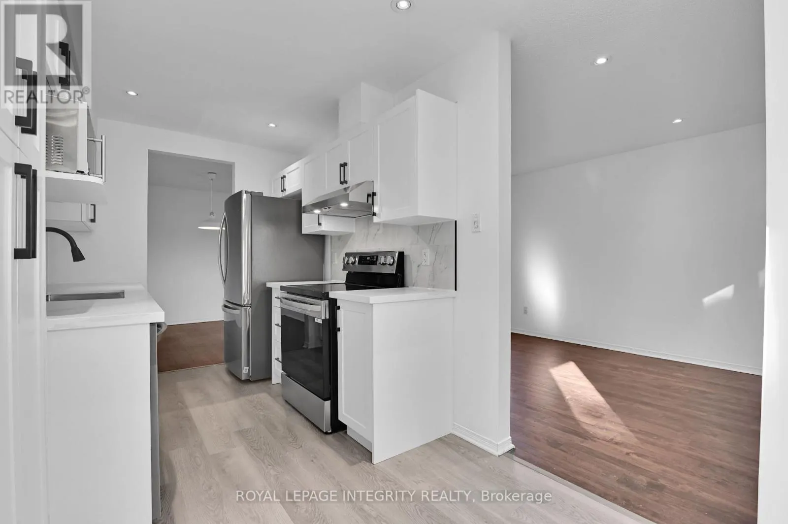 137 TALL OAK PRIVATE