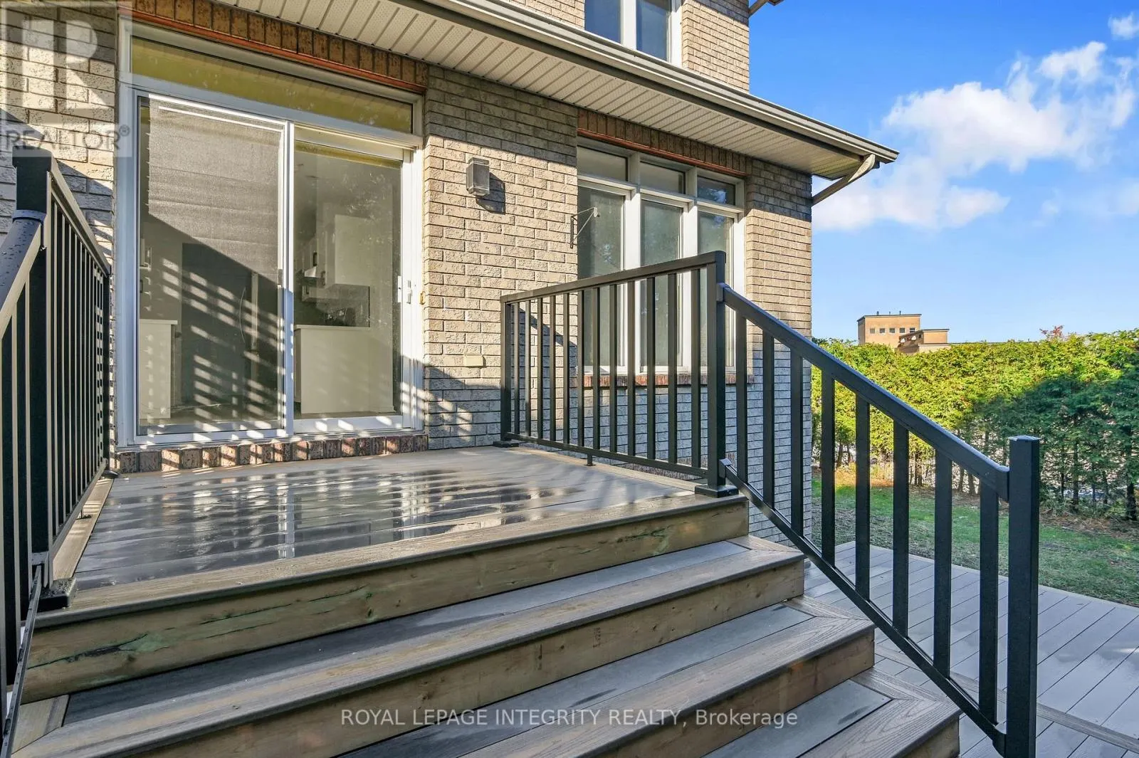 137 TALL OAK PRIVATE