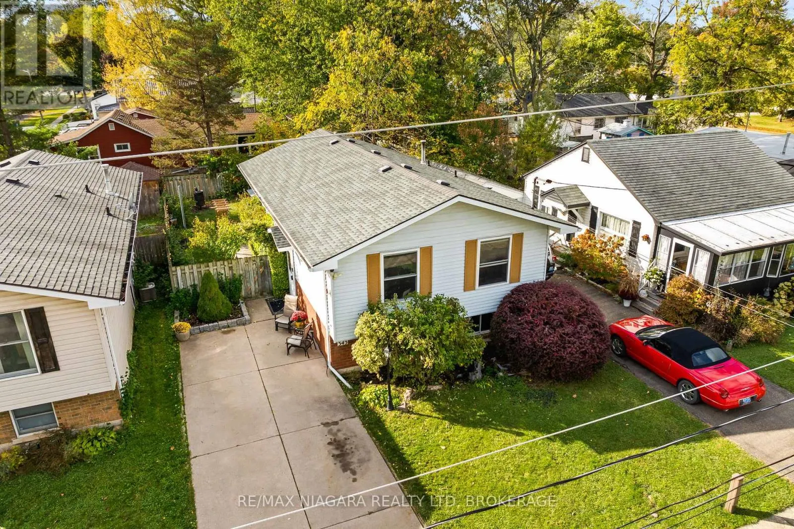 343 HELEN STREET