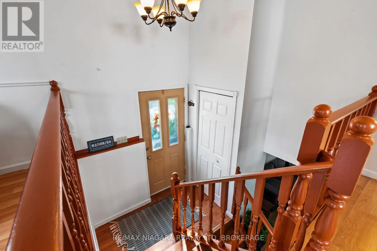 343 HELEN STREET
